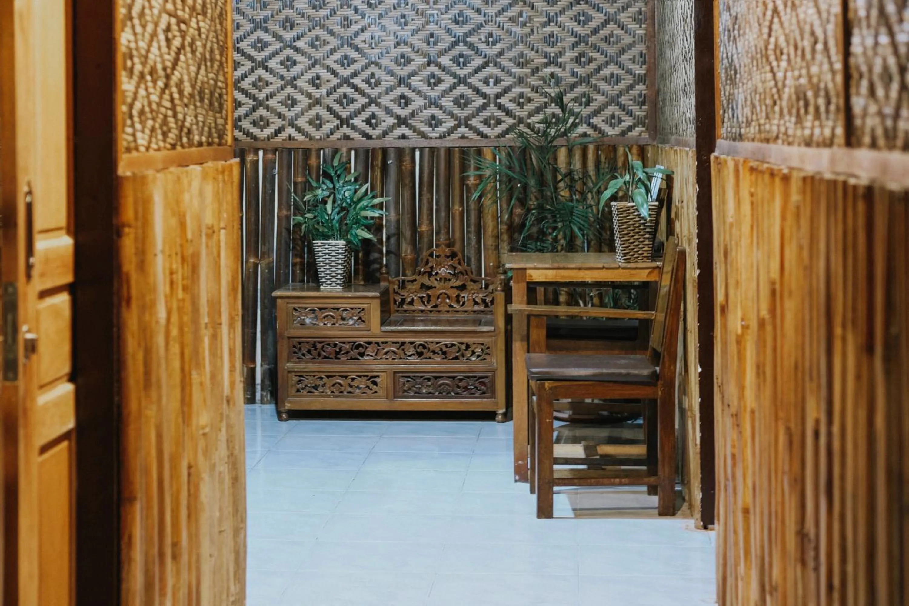 Area and facilities in Glory Homestay