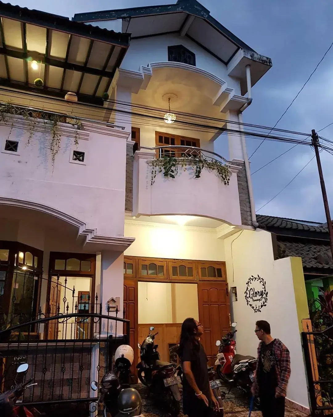 Property building in Glory Homestay Property building in Glory Homestay