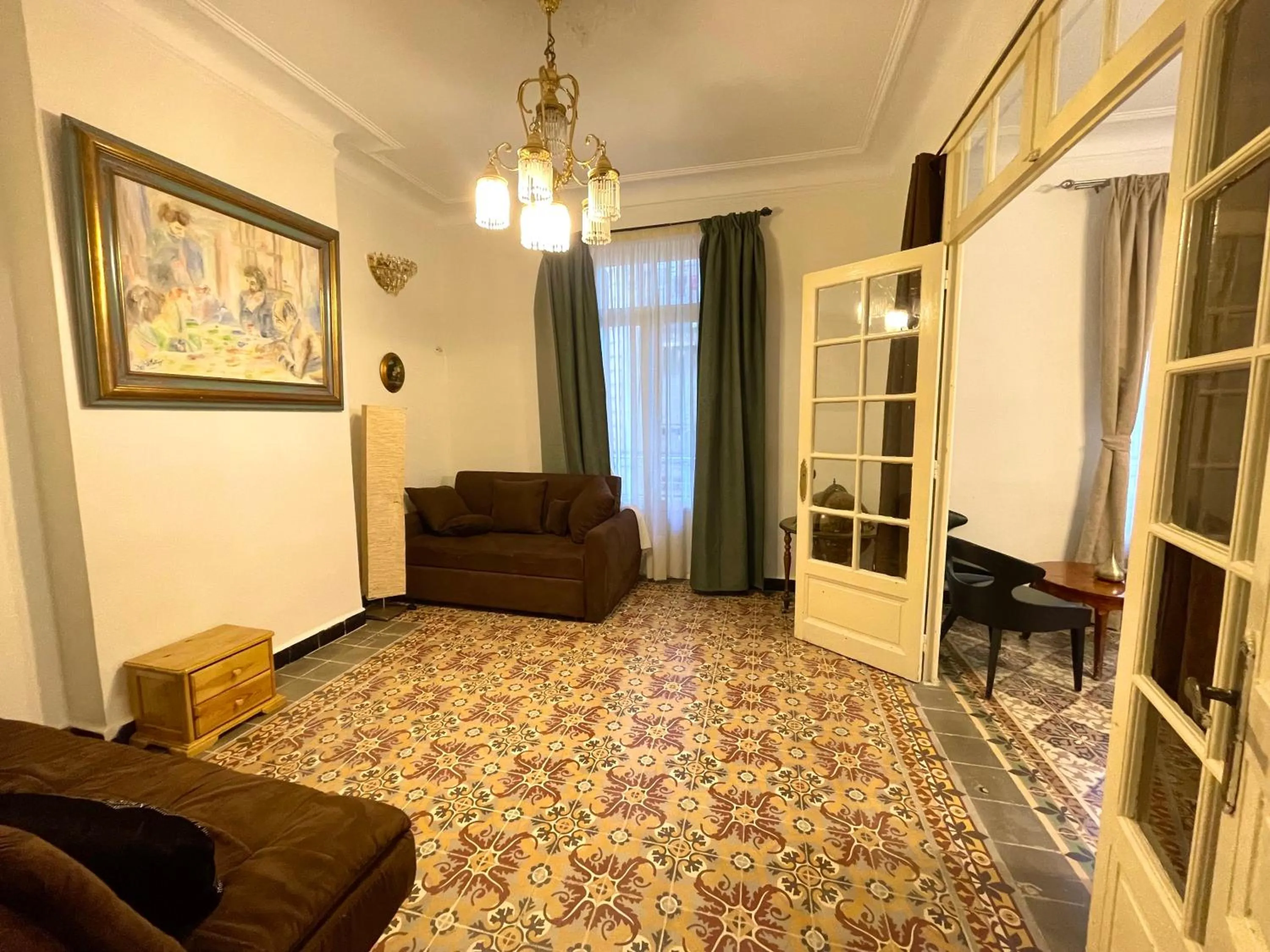 Appartement Dans Immeuble Haussmanien