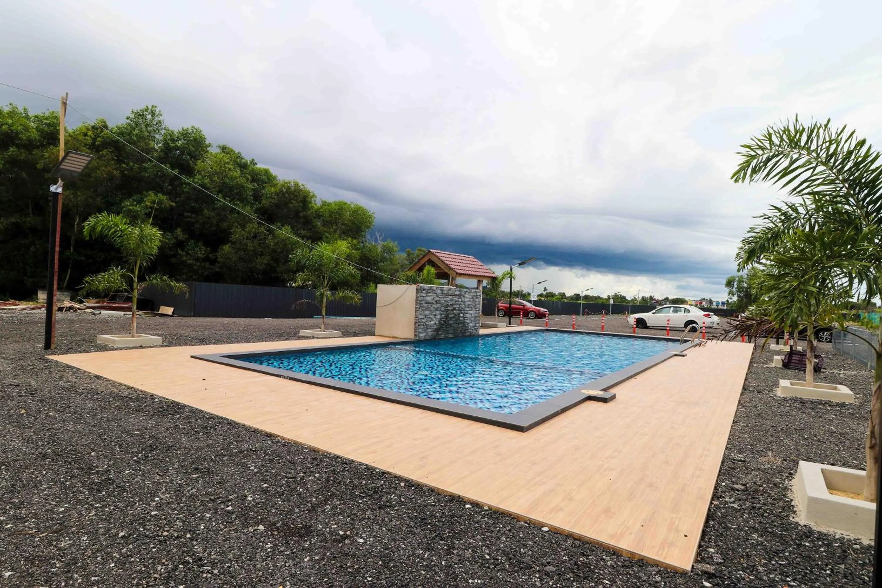 Swimming pool in AM Transit Inn Kuala Terengganu