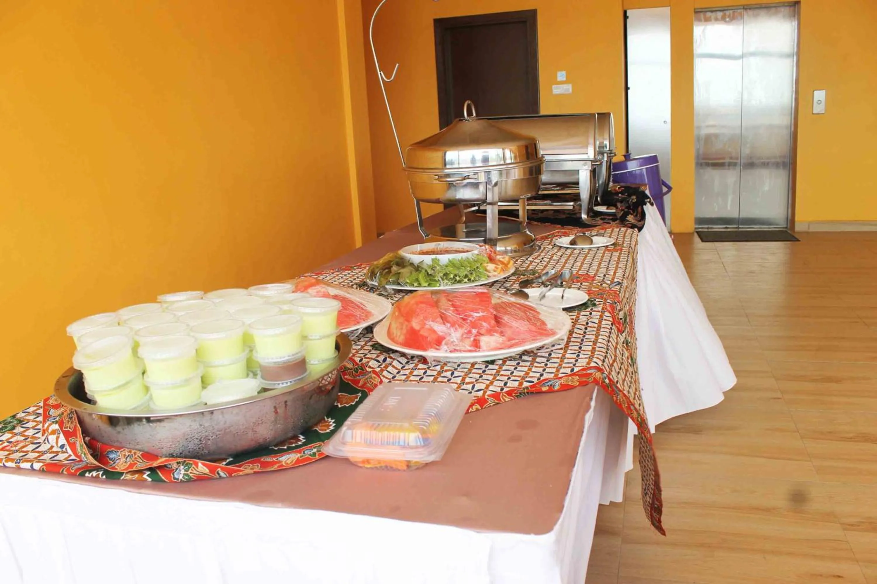 Food in AM Transit Inn Kuala Terengganu