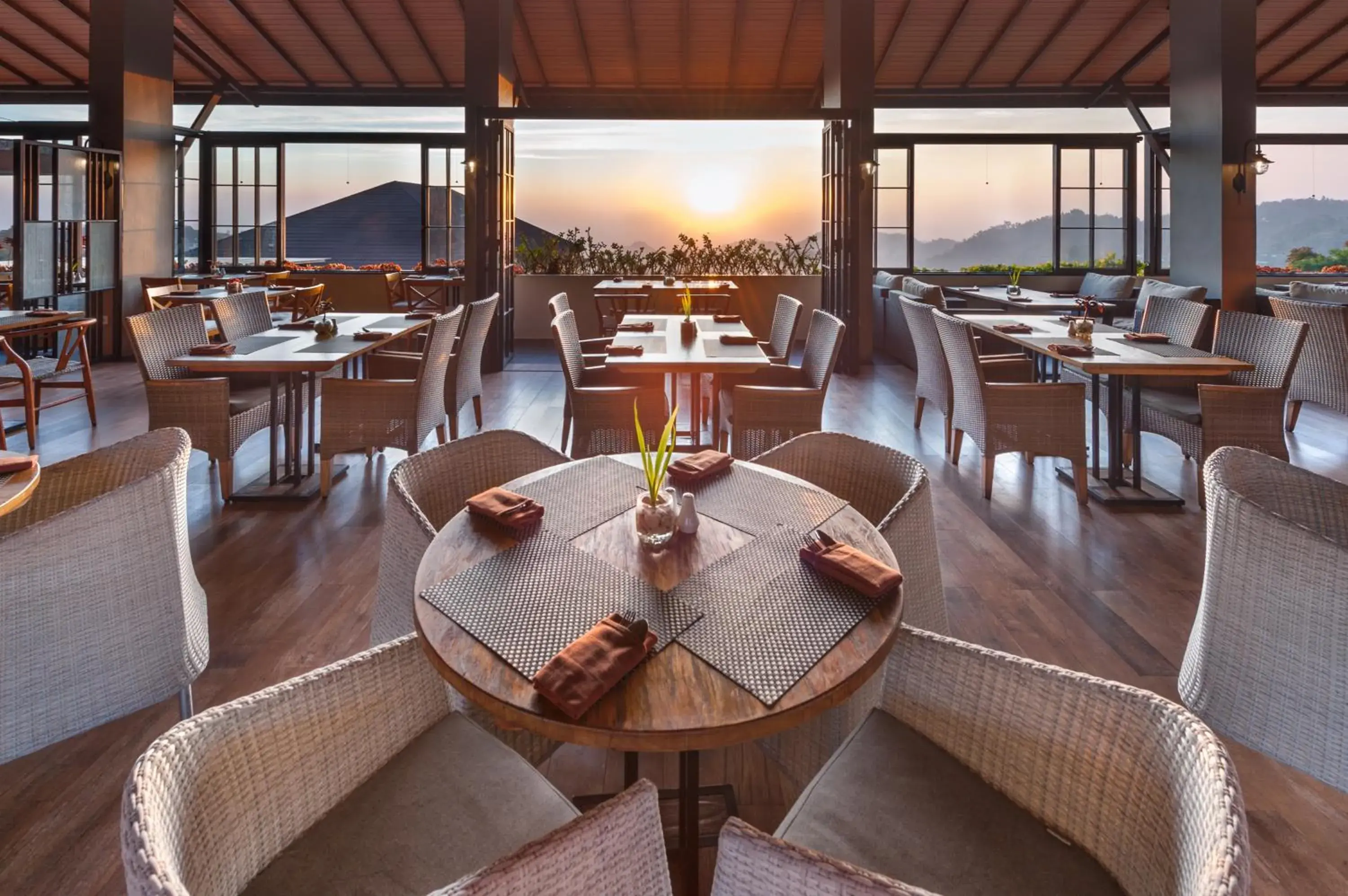 Restaurant/places to eat in Nava Hotel Tawangmangu Restaurant/places to eat in Nava Hotel Tawangmangu