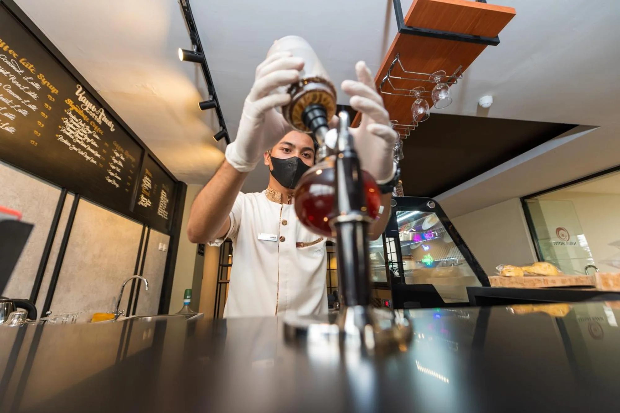 Restaurant/places to eat in Nava Hotel Tawangmangu