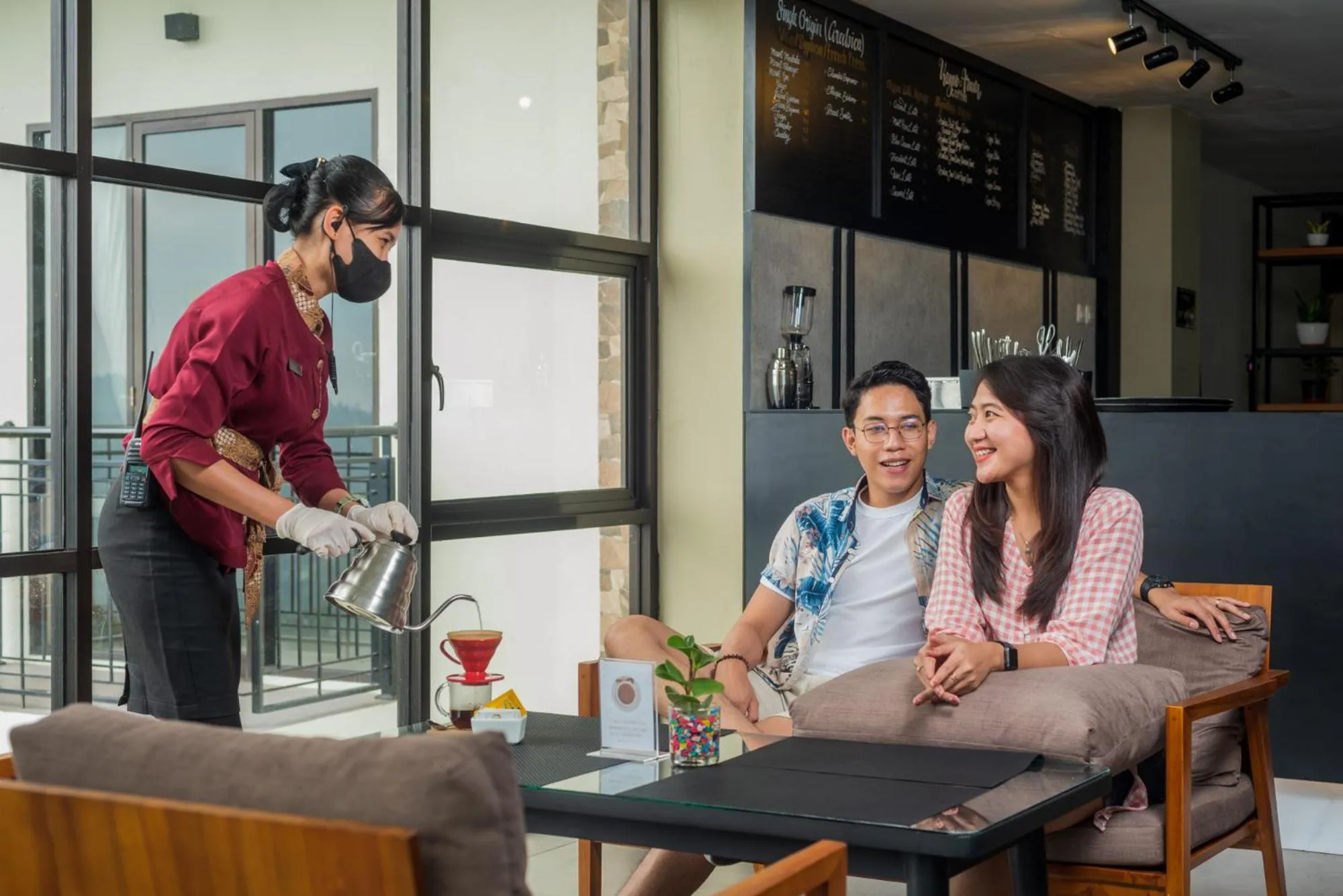 Restaurant/places to eat in Nava Hotel Tawangmangu