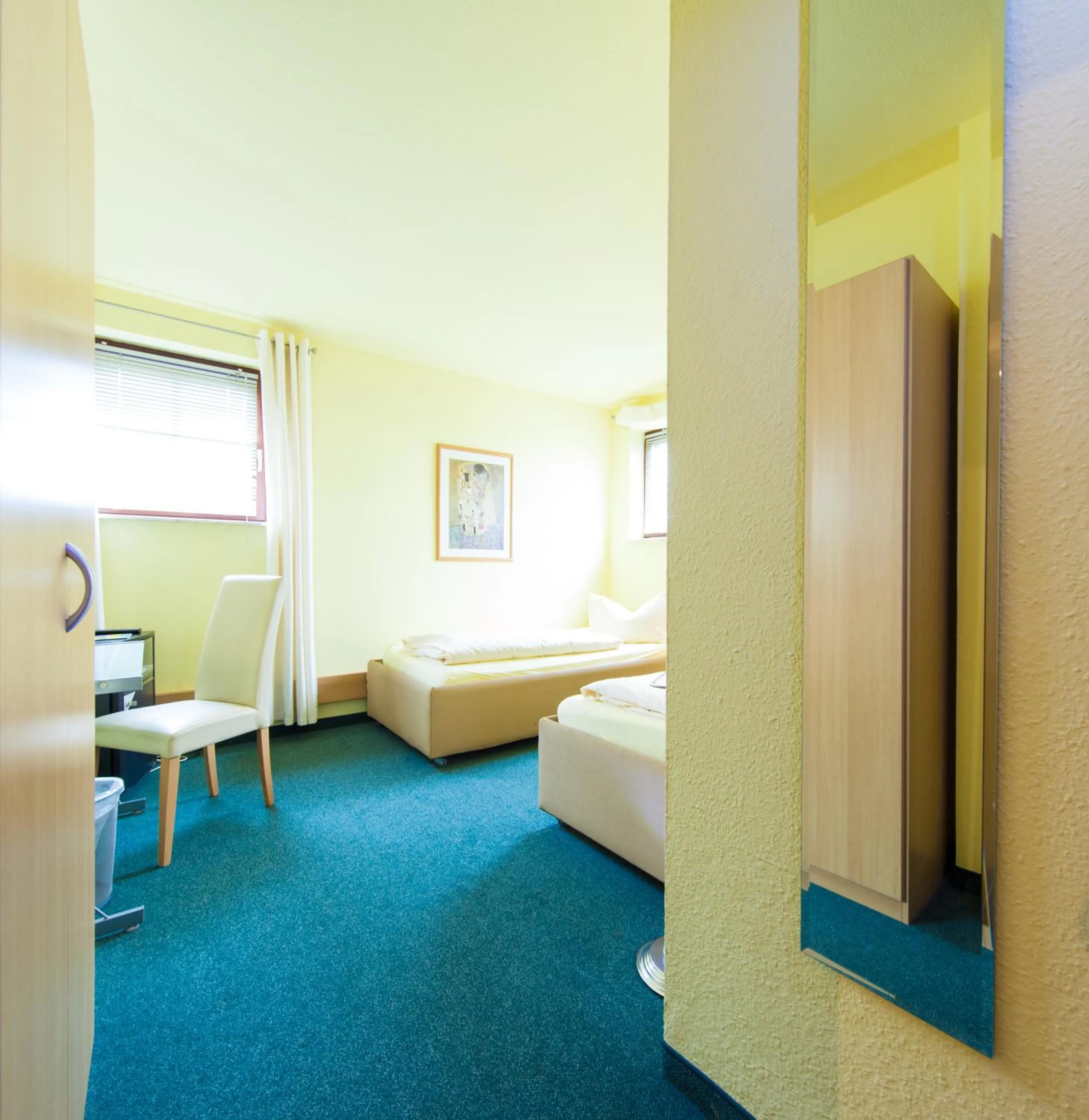 Bedroom, Bed in Garni-Hotel An der Weide