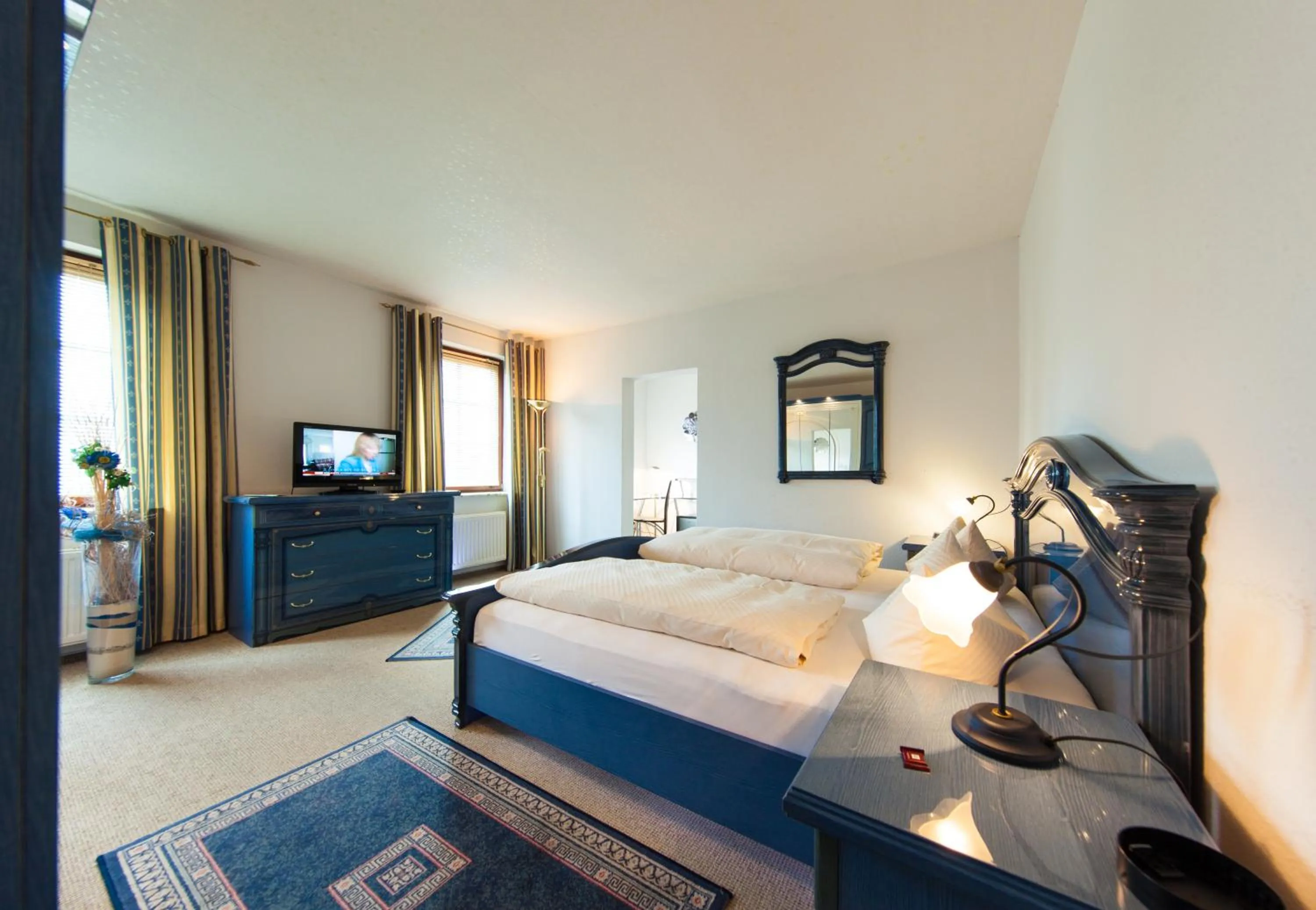 Bedroom, Bed in Garni-Hotel An der Weide