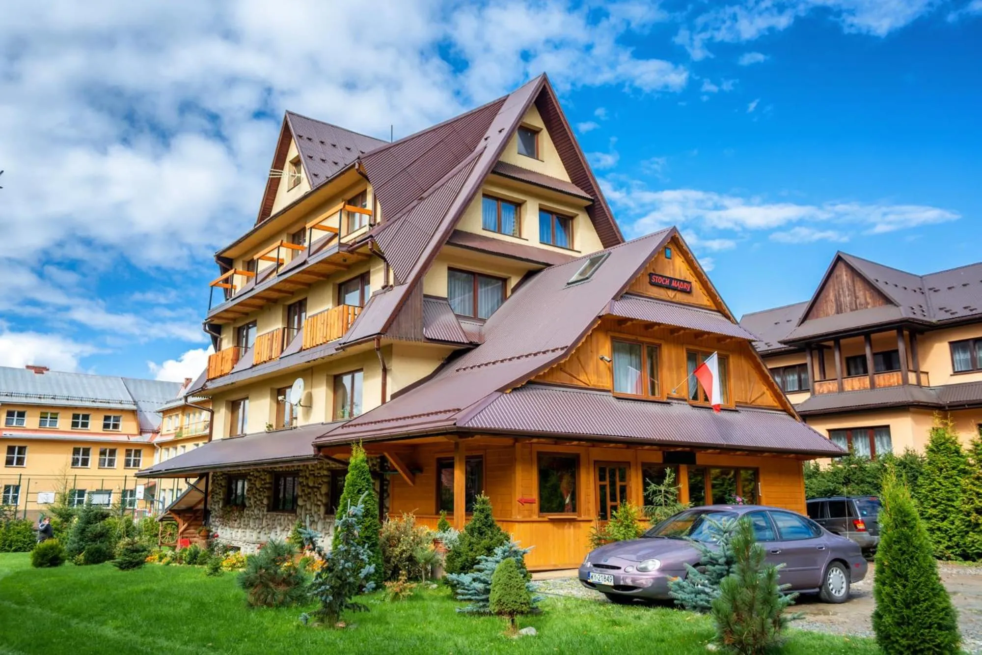 Property building in Dom wypoczynkowy Stoch Mądry