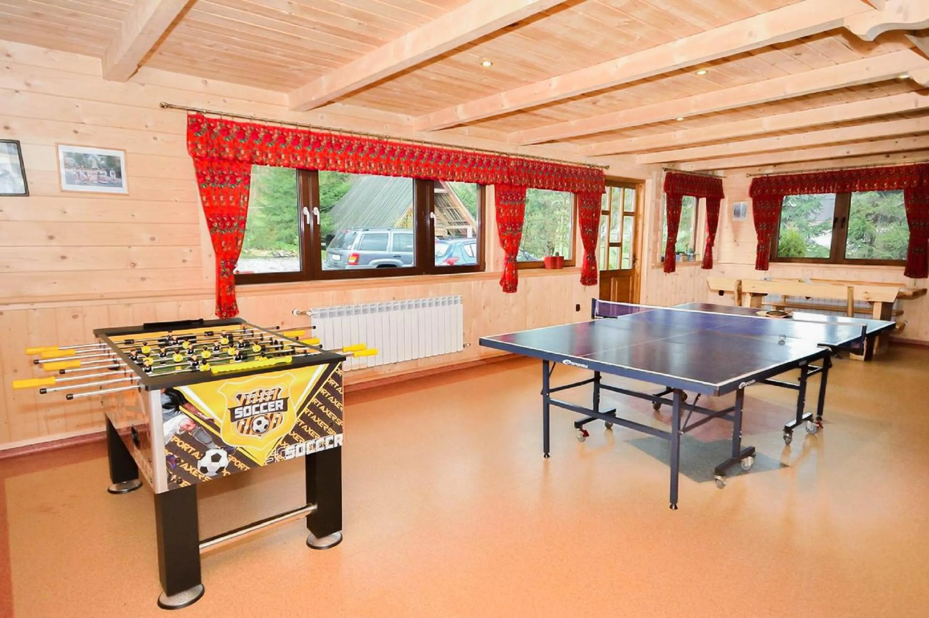 Game Room in Dom wypoczynkowy Stoch Mądry