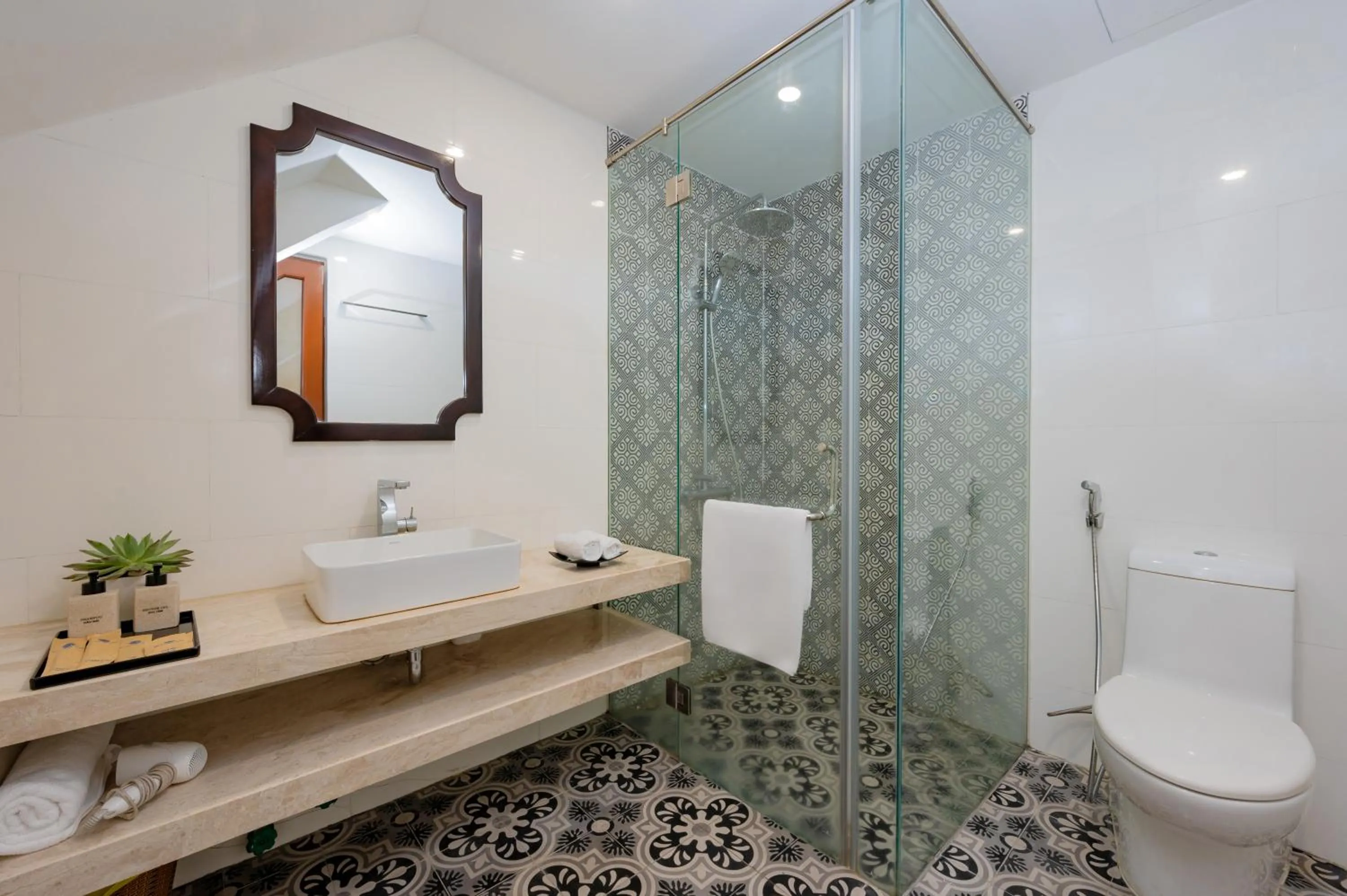 Shower in Hoi An Canal House