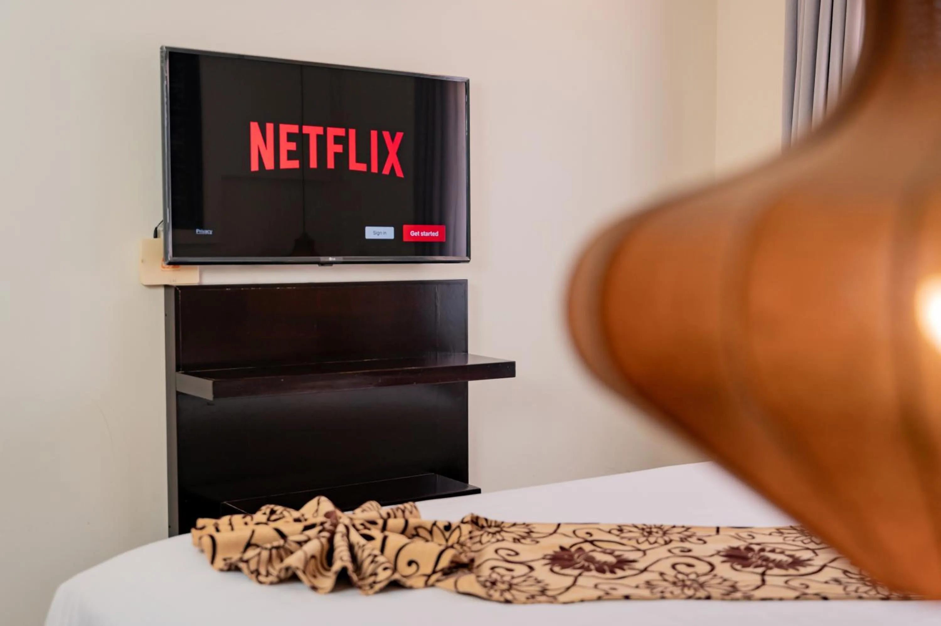 TV and multimedia in Hoi An Canal House