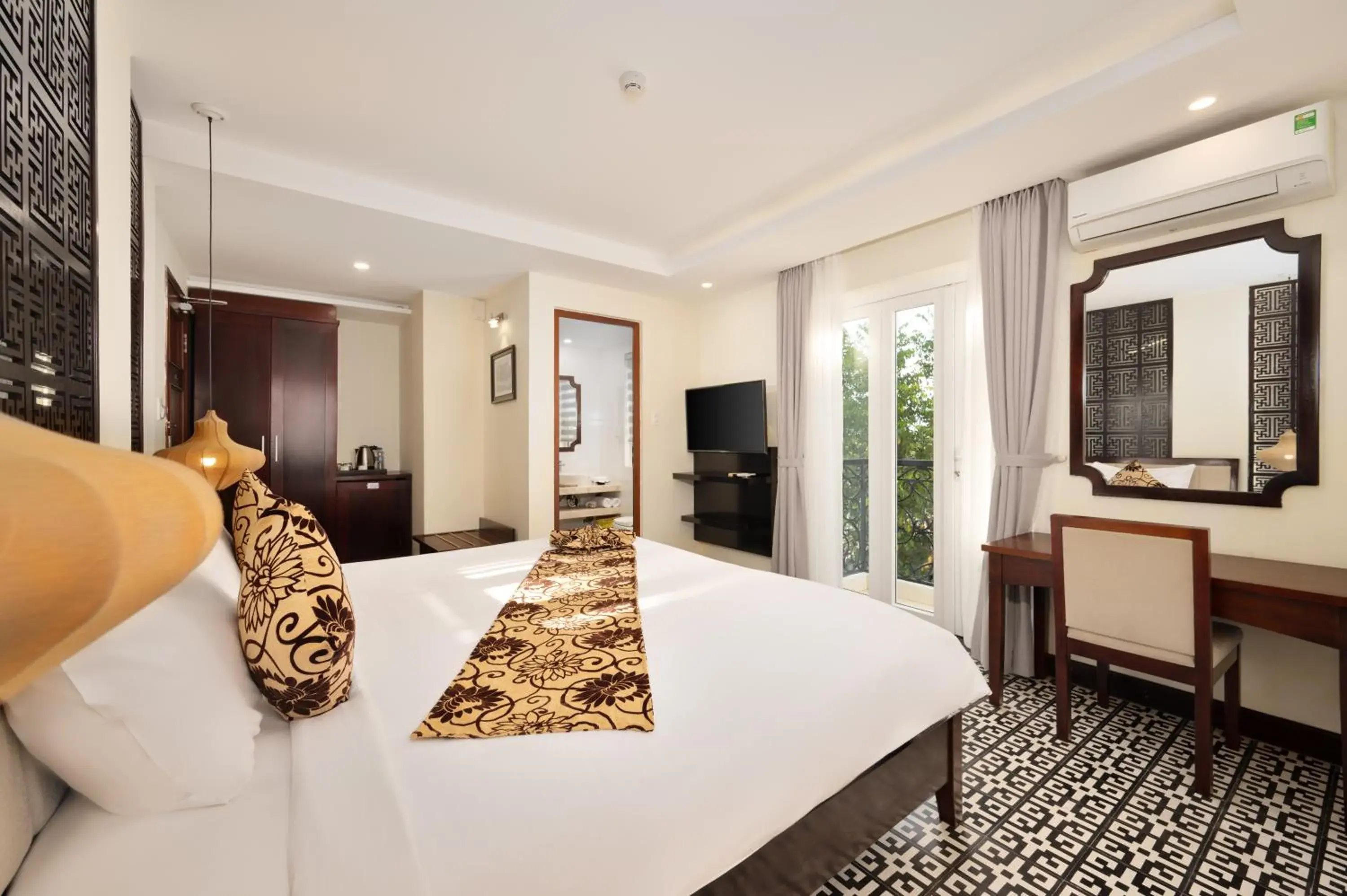 City view, Bed in Hoi An Canal House City view, Bed in Hoi An Canal House