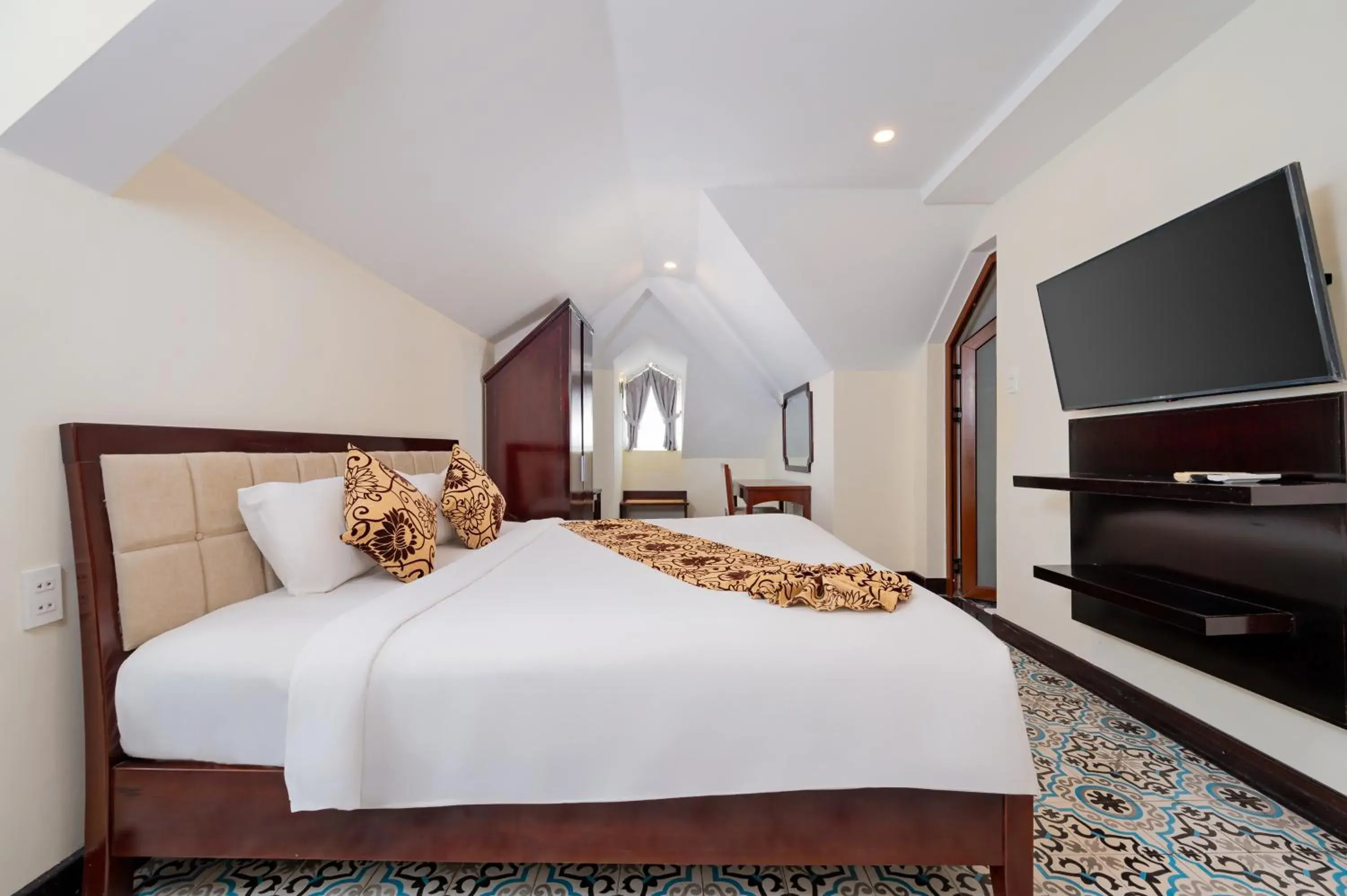 Bed in Hoi An Canal House Bed in Hoi An Canal House