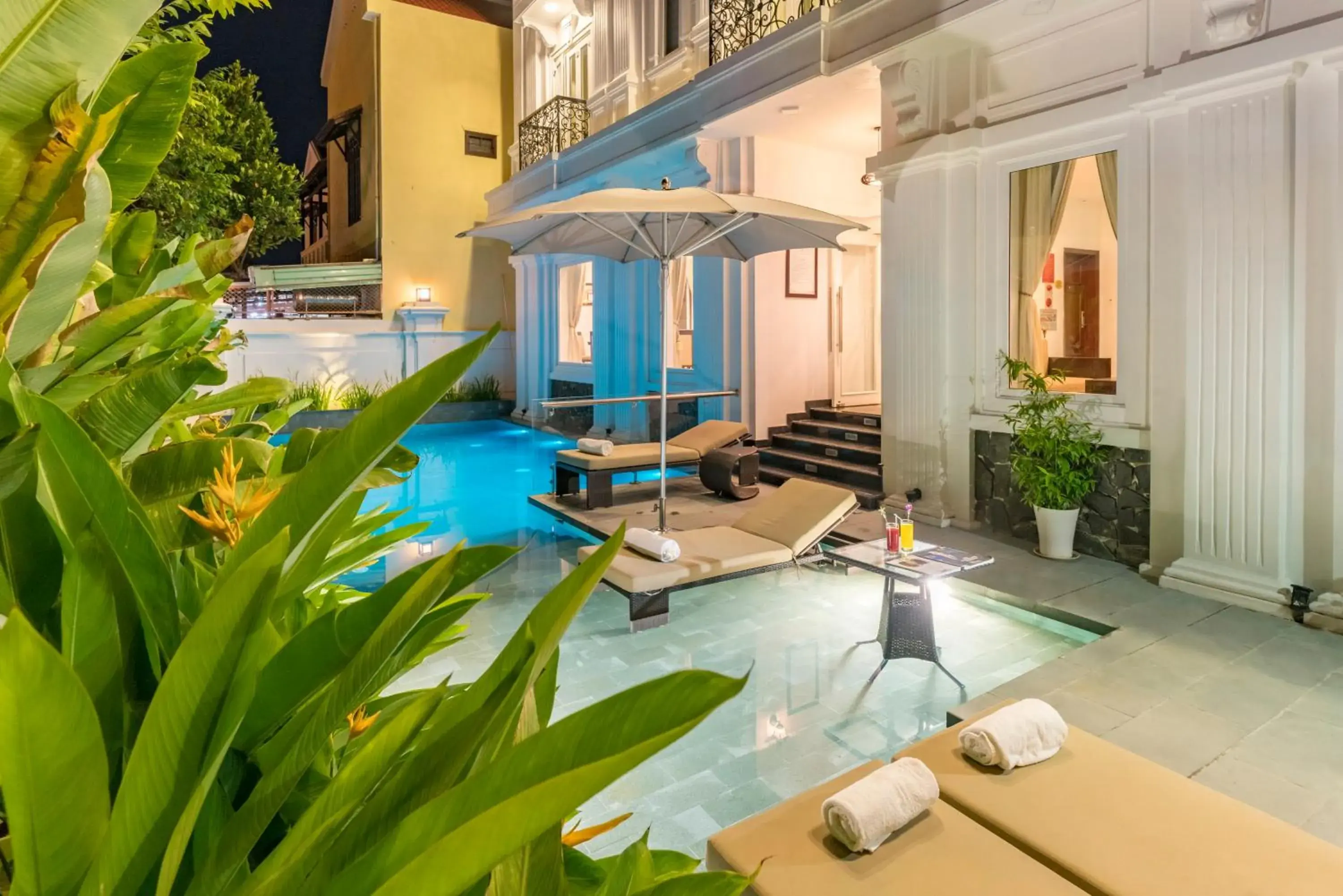 Swimming pool in Hoi An Canal House Swimming pool in Hoi An Canal House