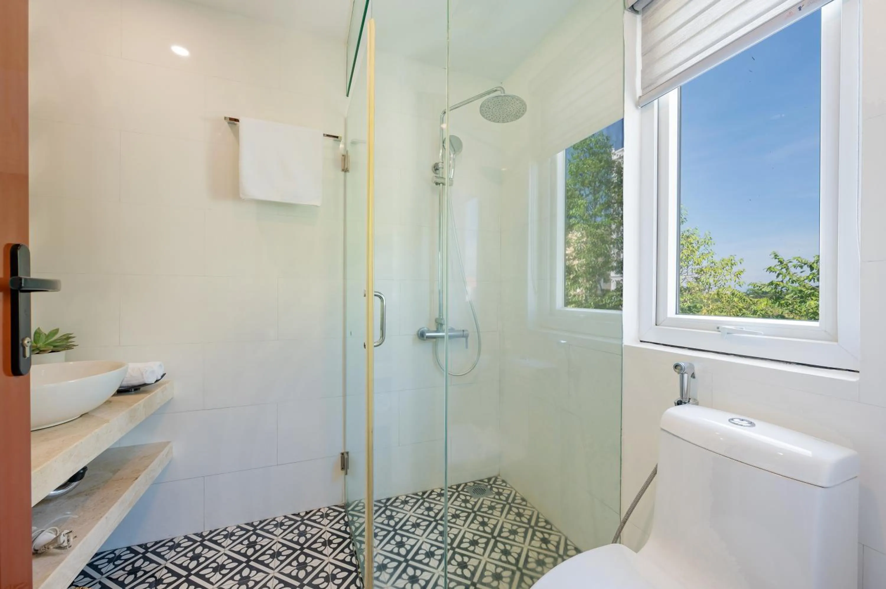 Shower in Hoi An Canal House