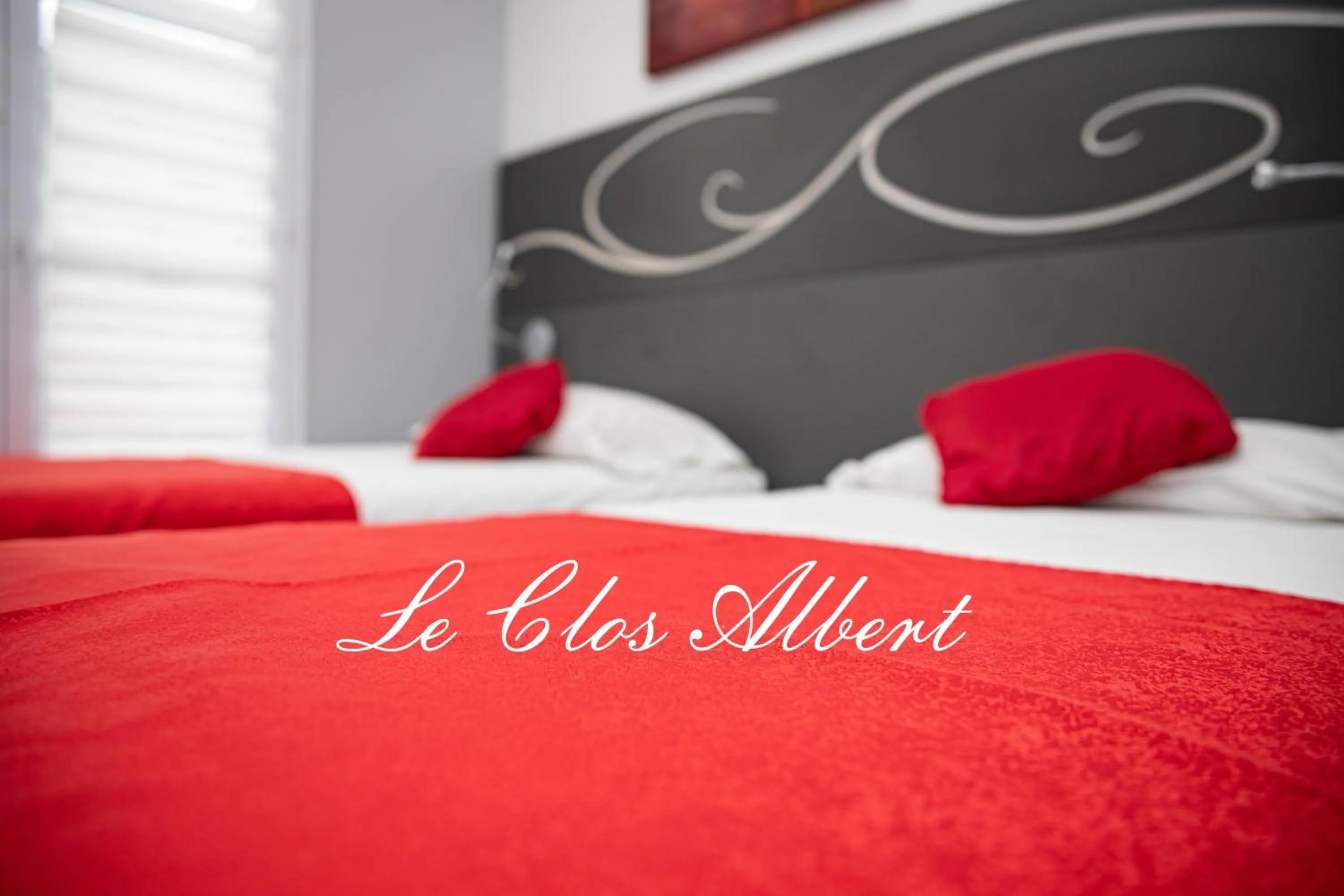 Bed in Le Clos Albert