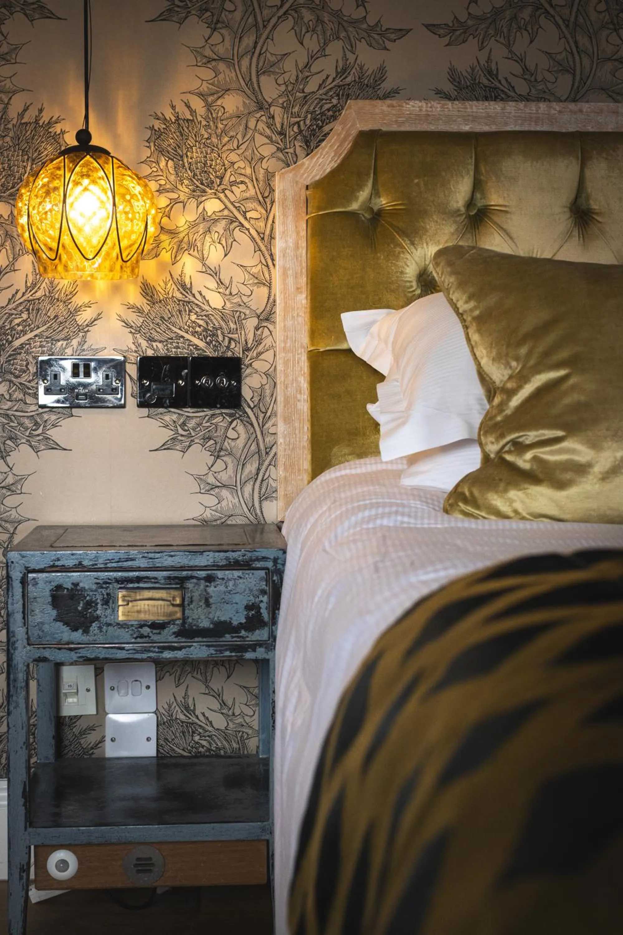 Bed in The Peacock at Barlow