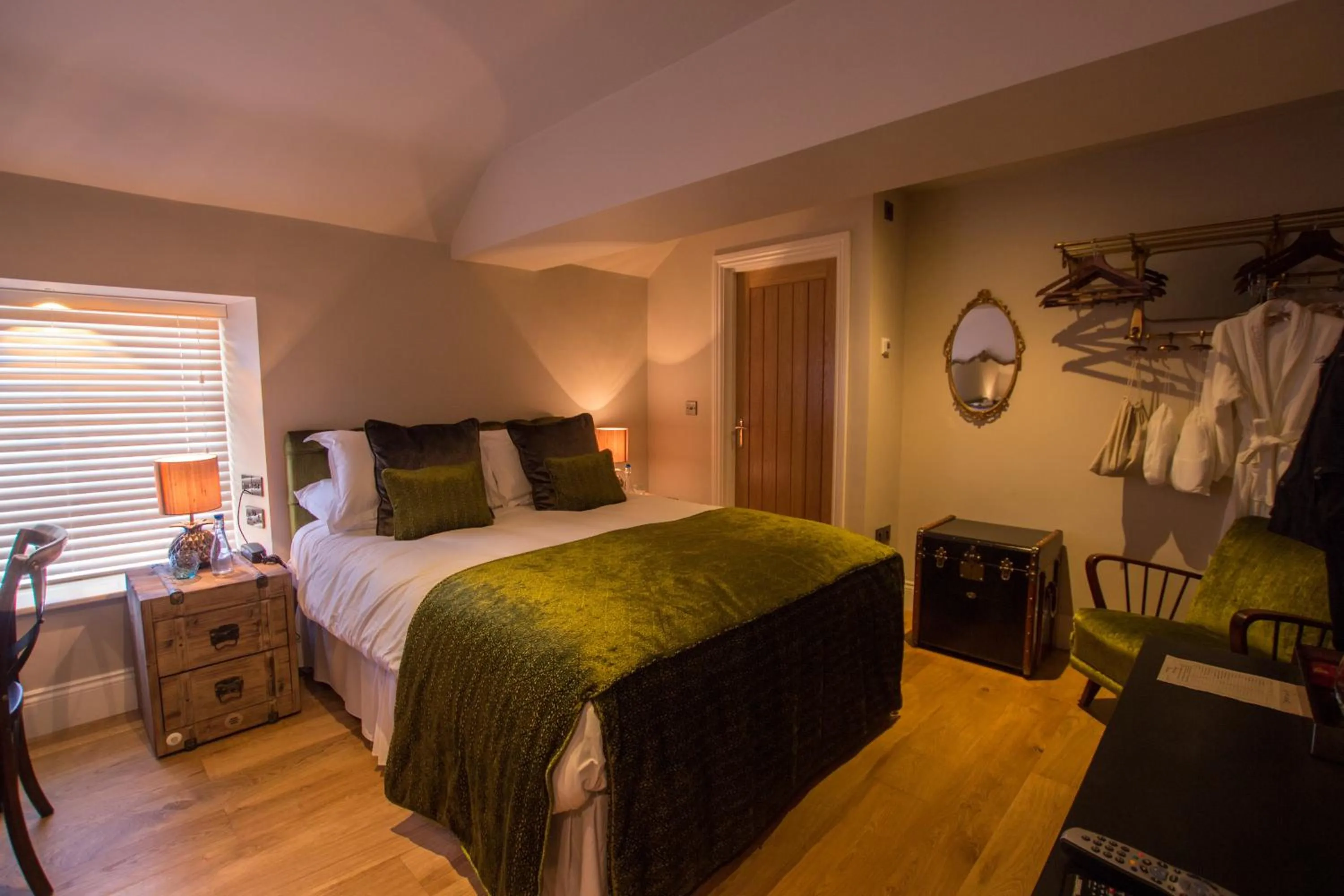 Bed in The Peacock at Barlow