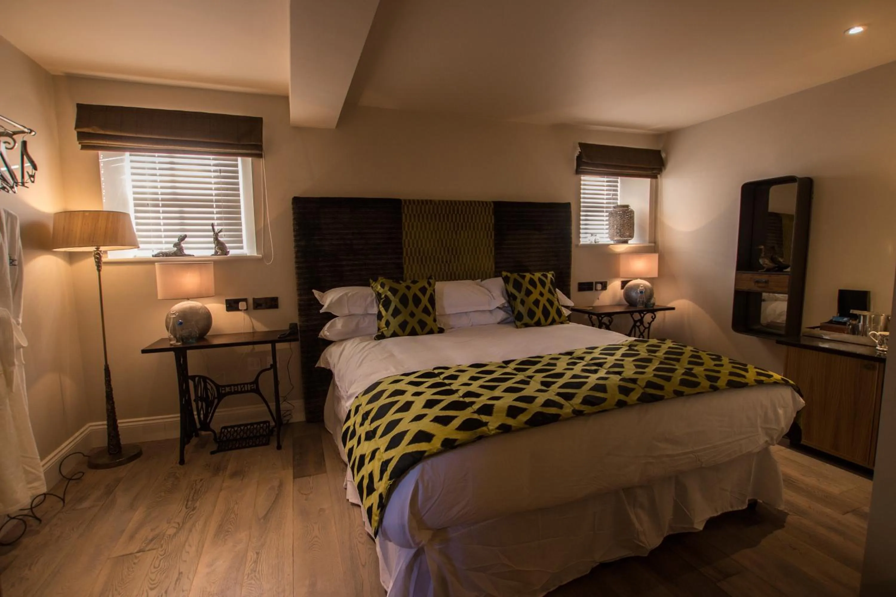 Bed in The Peacock at Barlow