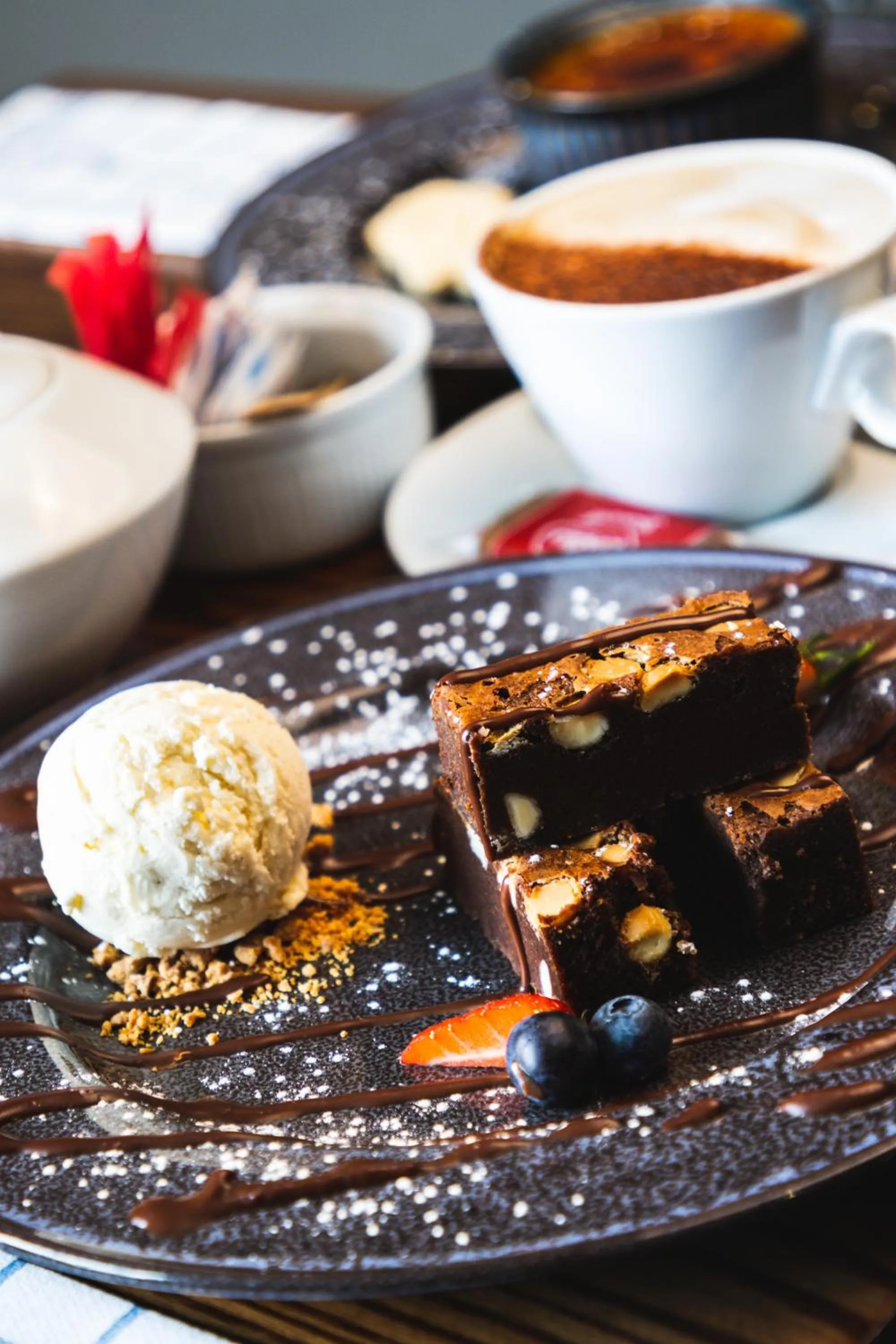 Food and drinks in The Peacock at Barlow