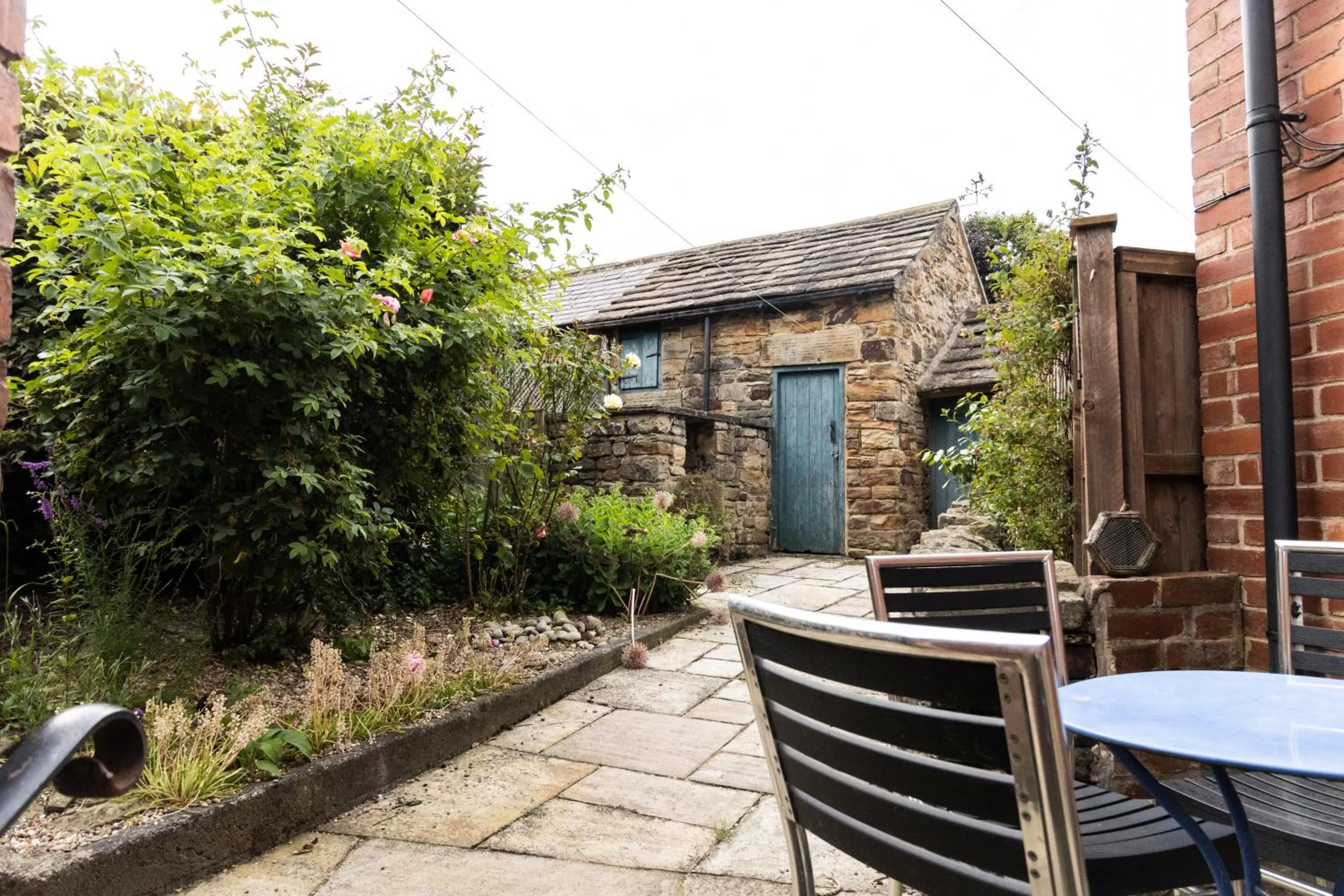 Property building in The Peacock at Barlow