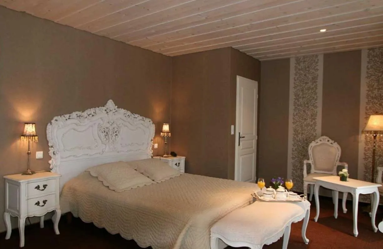Bed in Hôtel Restaurant Taillard