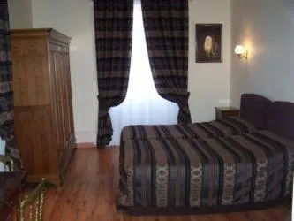 Photo of the whole room in Hôtel Restaurant Taillard