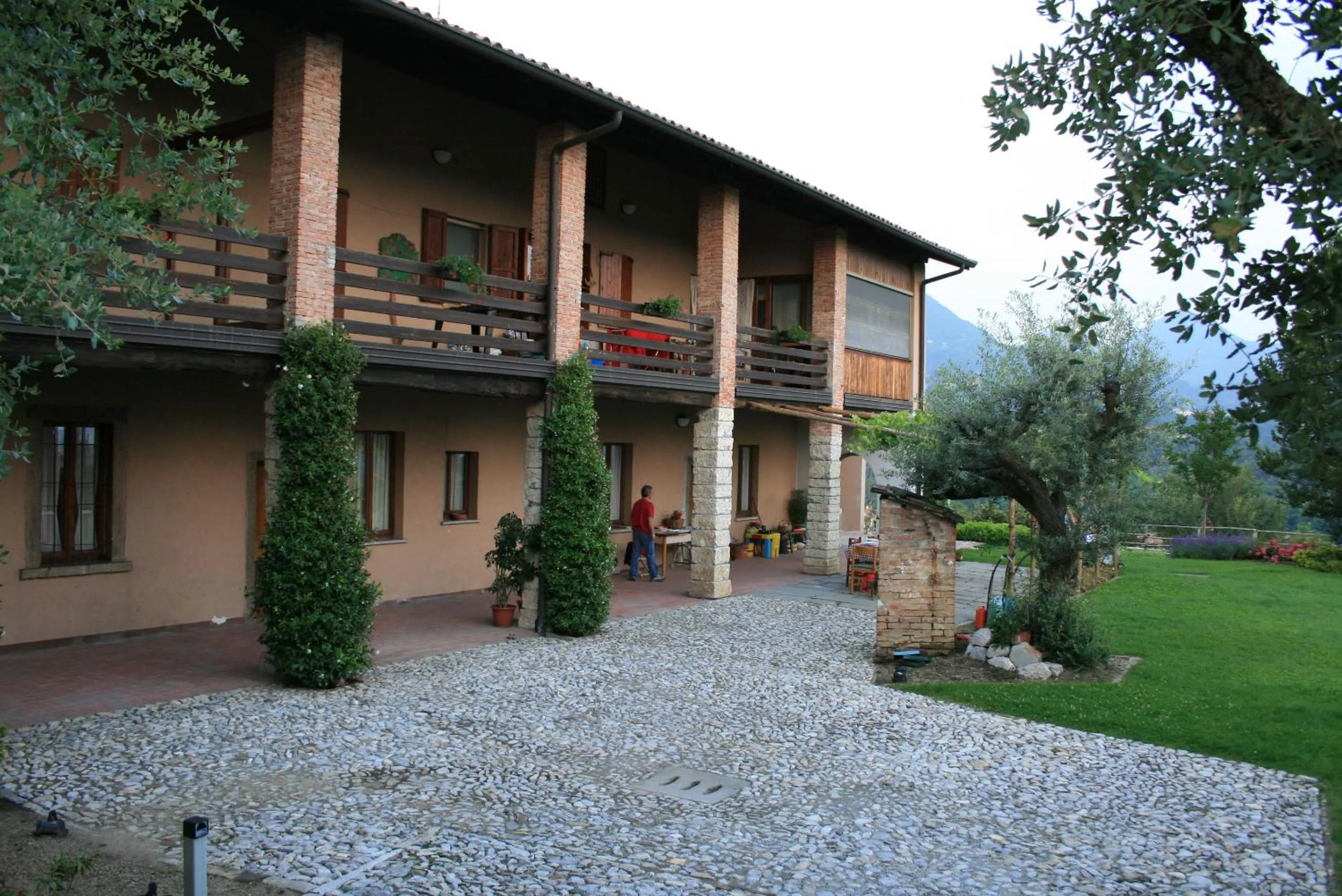 Patio in Bio&B Cascina Montebello