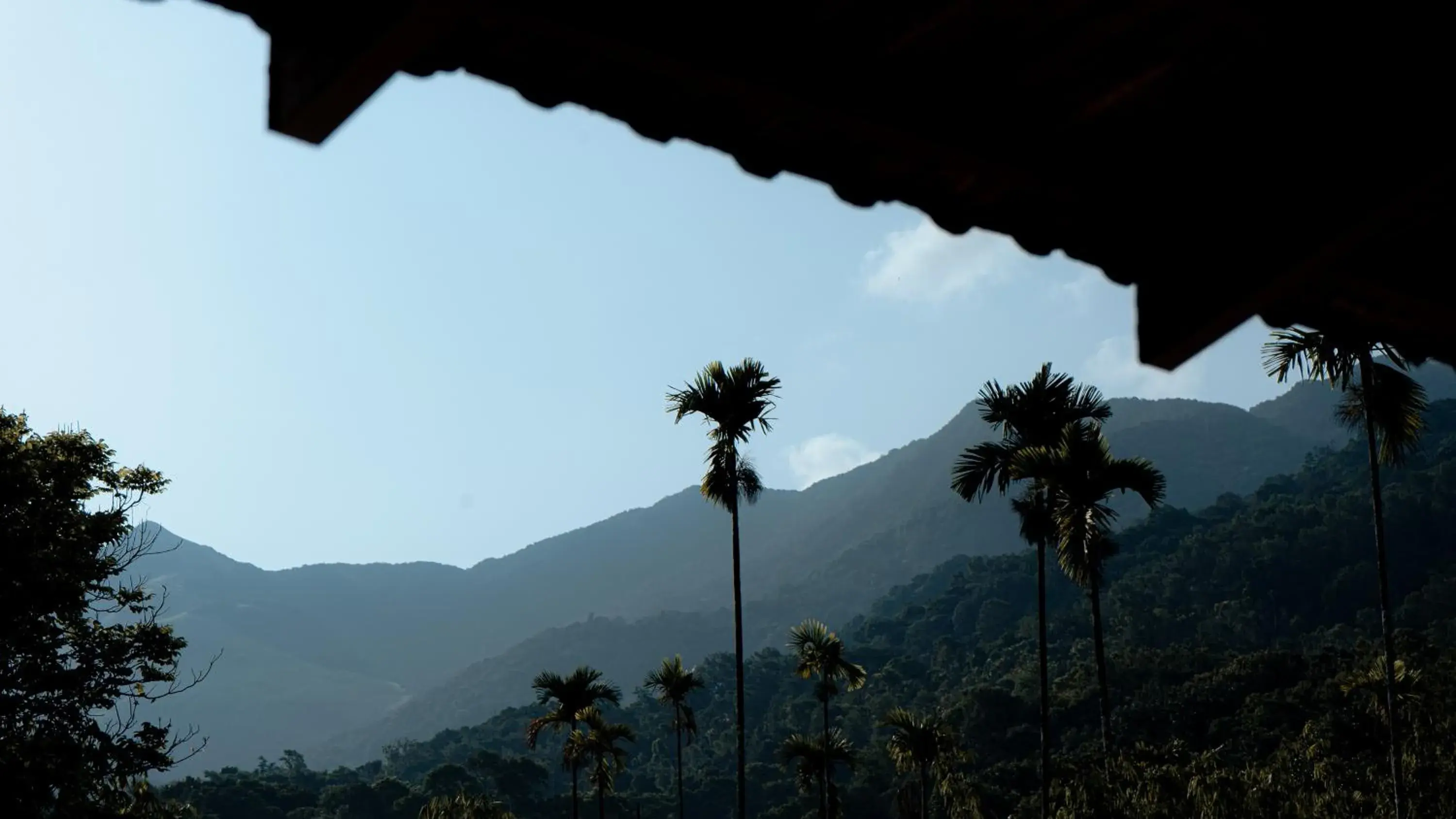 Mountain view in Vythiri Holiday Resort, Wayanad Mountain view in Vythiri Holiday Resort, Wayanad