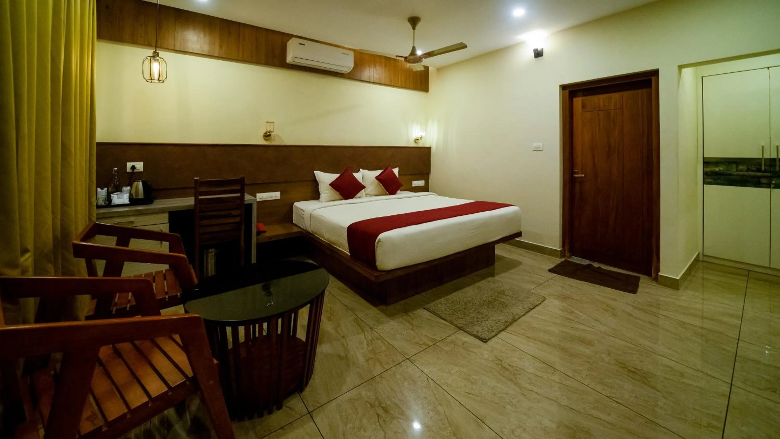 Bed in Vythiri Holiday Resort, Wayanad