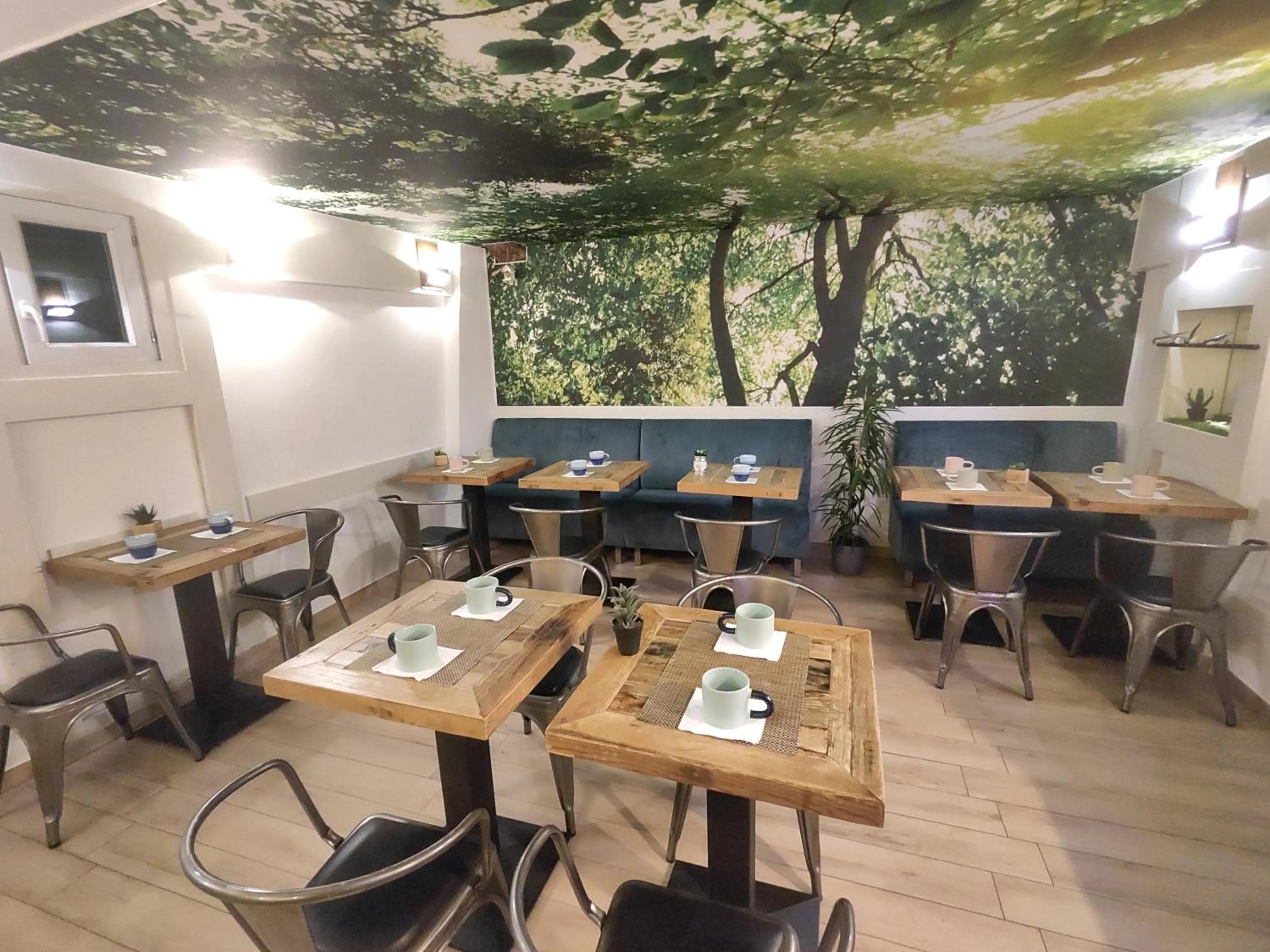 Breakfast in Atipik Hôtel