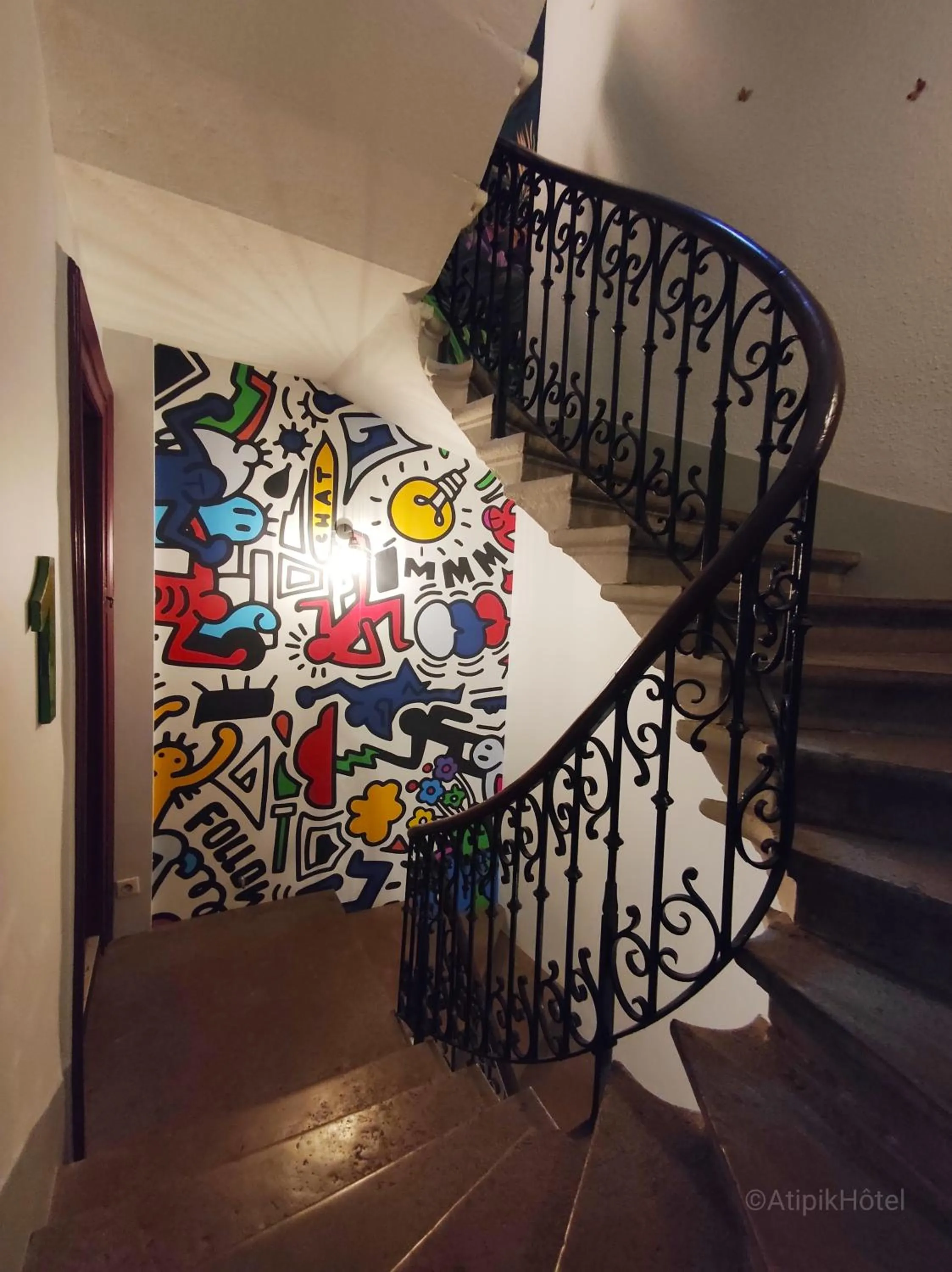 Lobby or reception in Atipik Hôtel