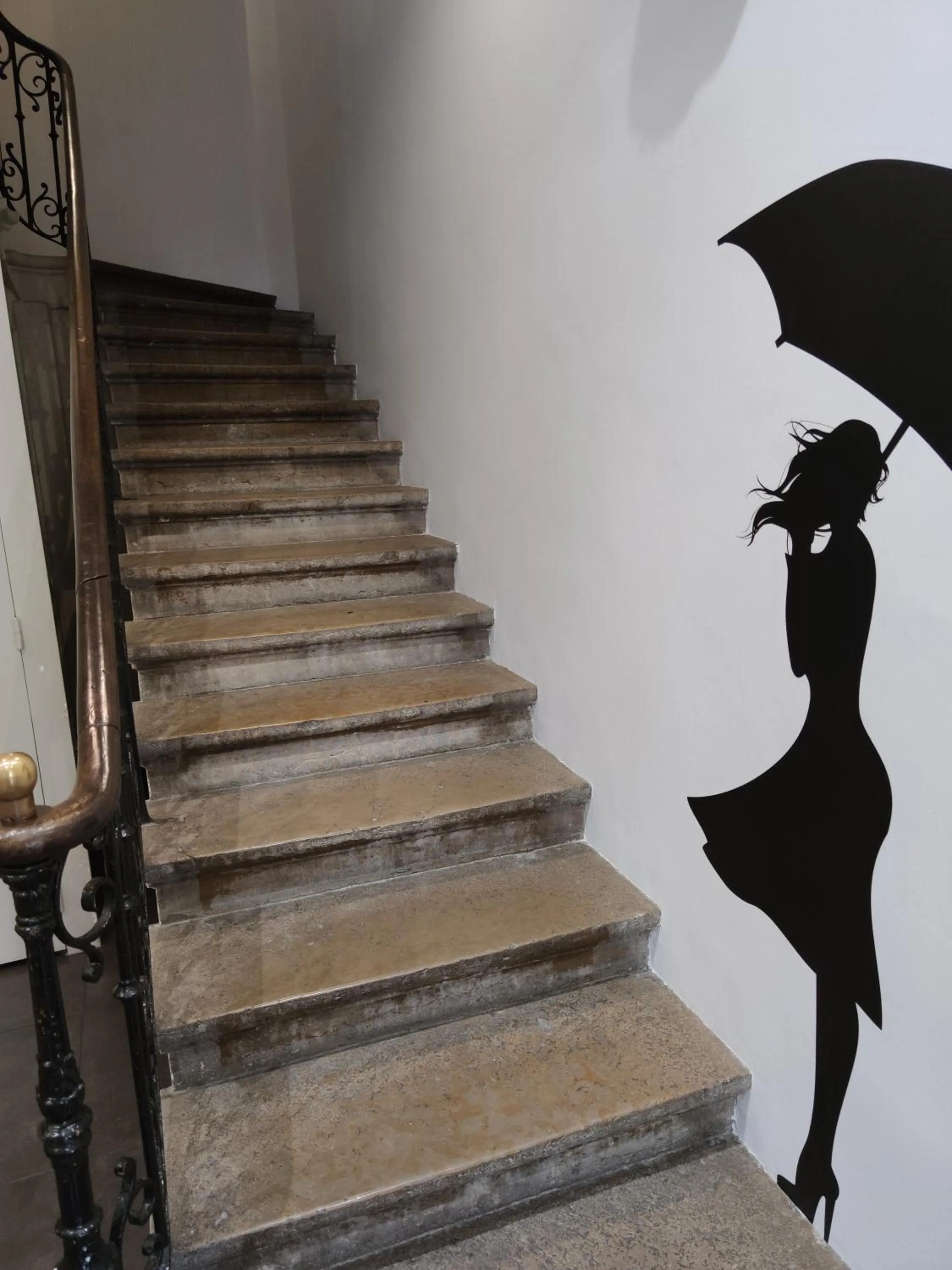 Lobby or reception in Atipik Hôtel