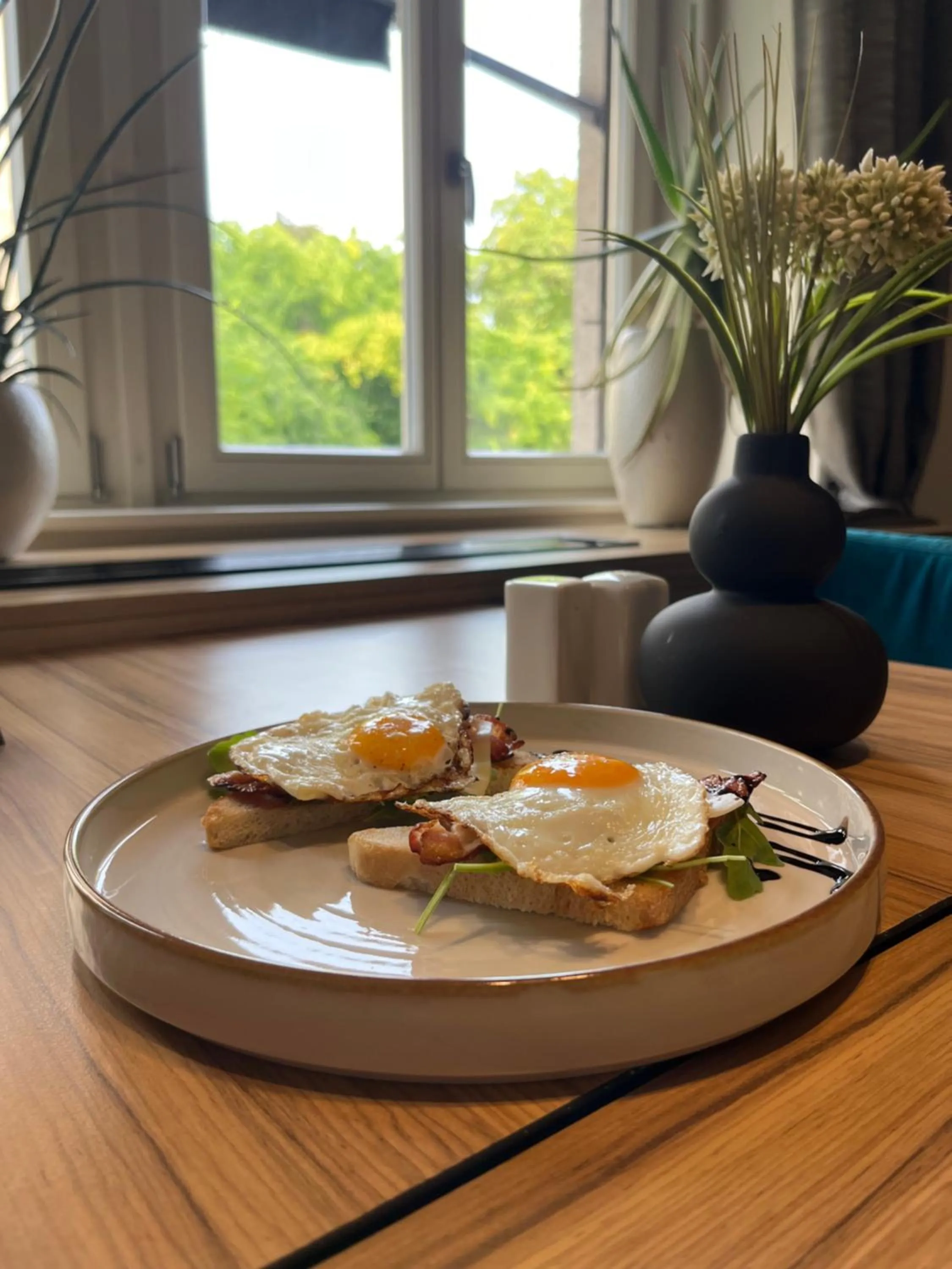 Breakfast in Urban Boutique Hotel Center