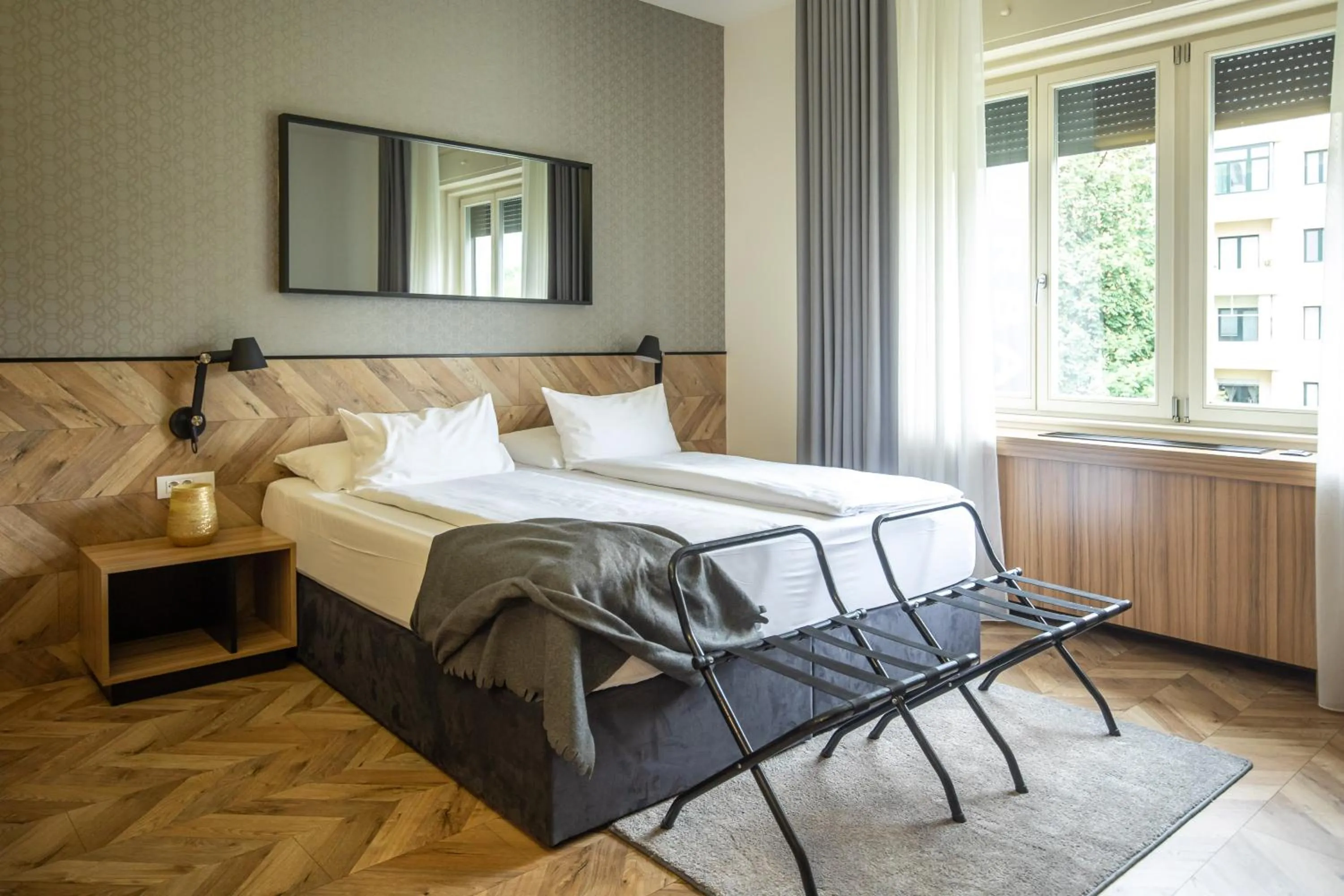 Bed in Urban Boutique Hotel Center