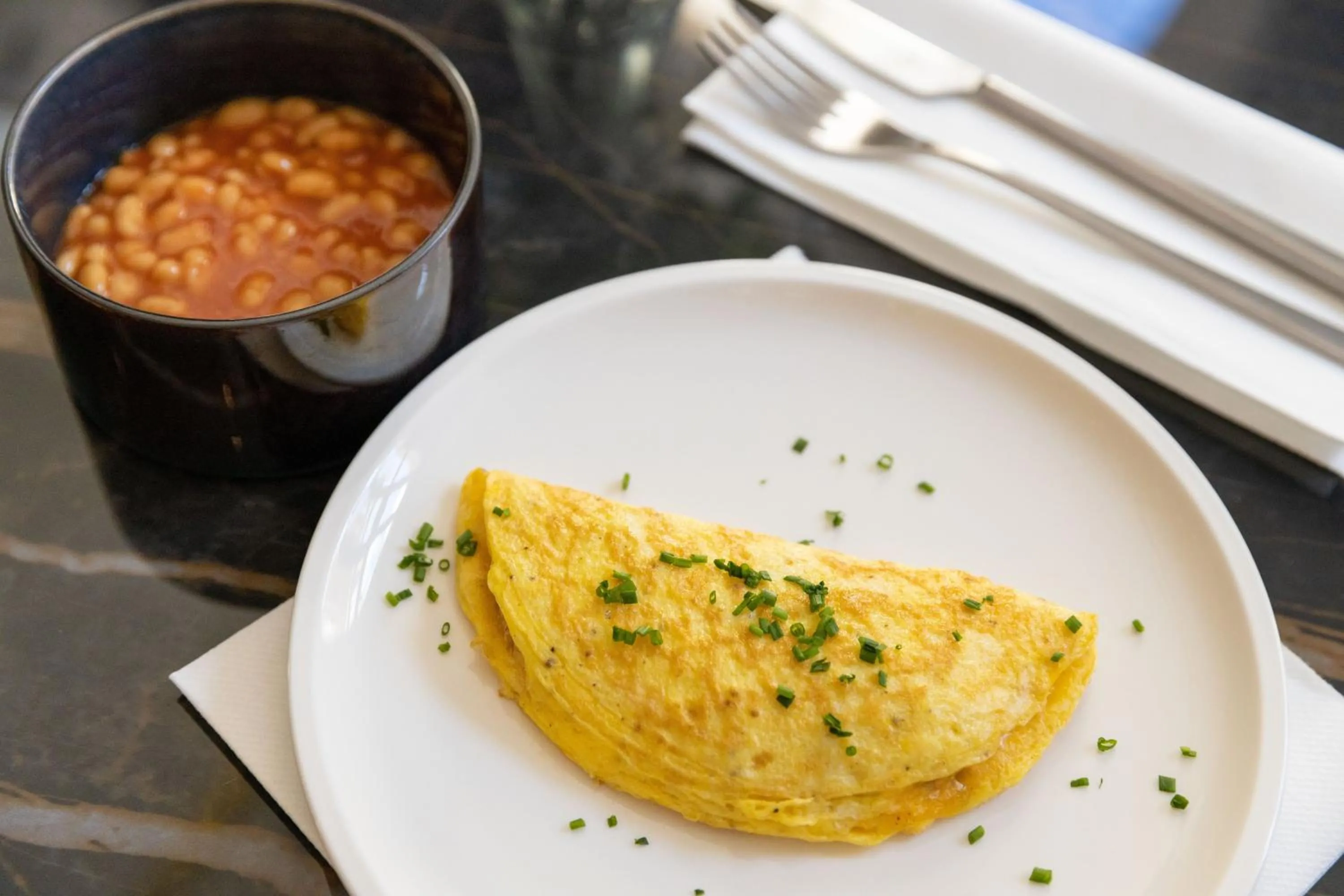 Restaurant/places to eat in voco Paris Montparnasse by IHG