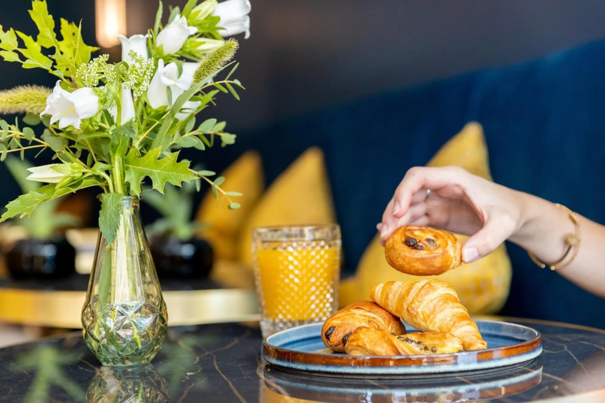 Breakfast in voco Paris Montparnasse by IHG