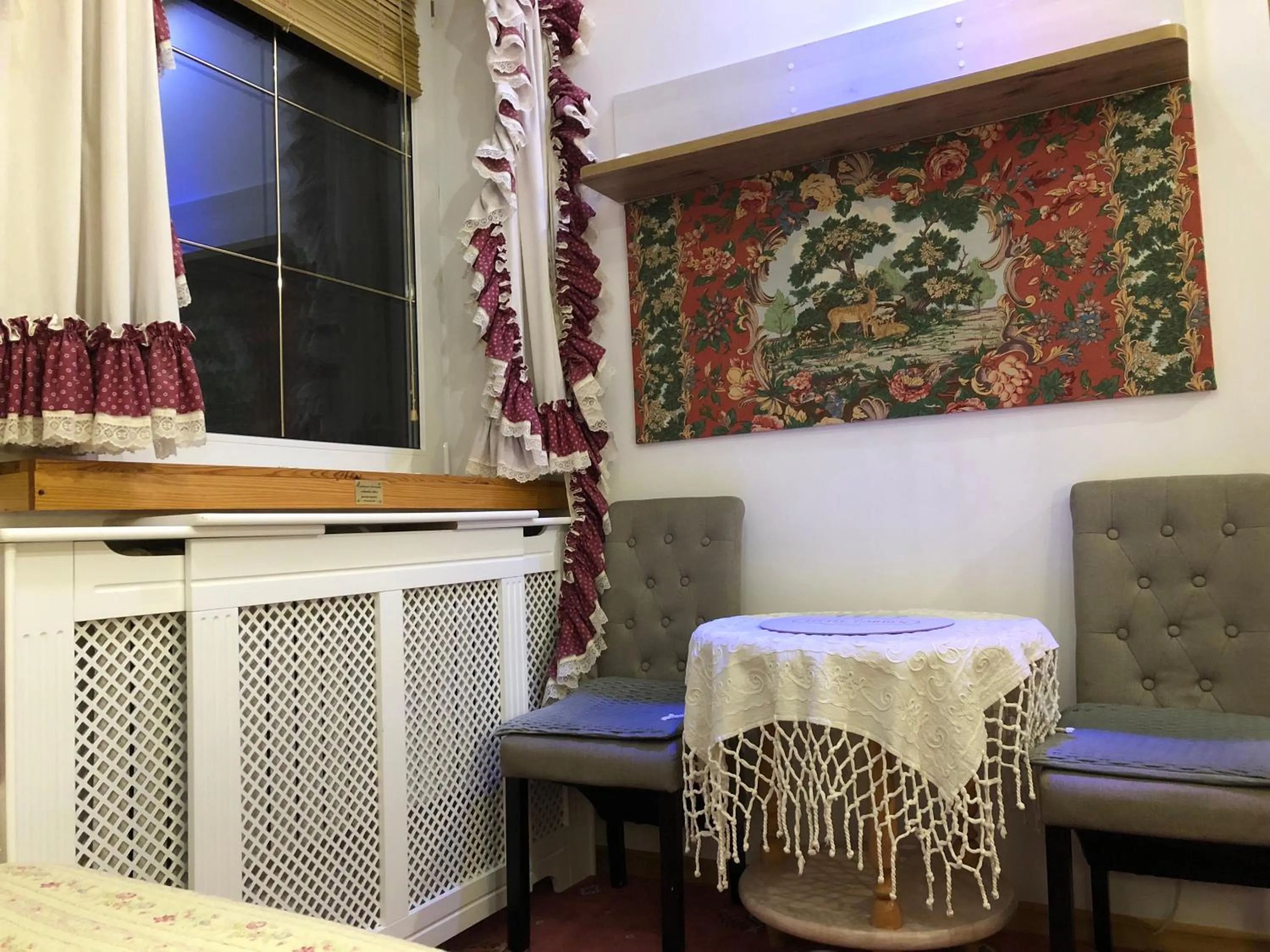 Dining area in Apartamenty pod Wiciokrzewem
