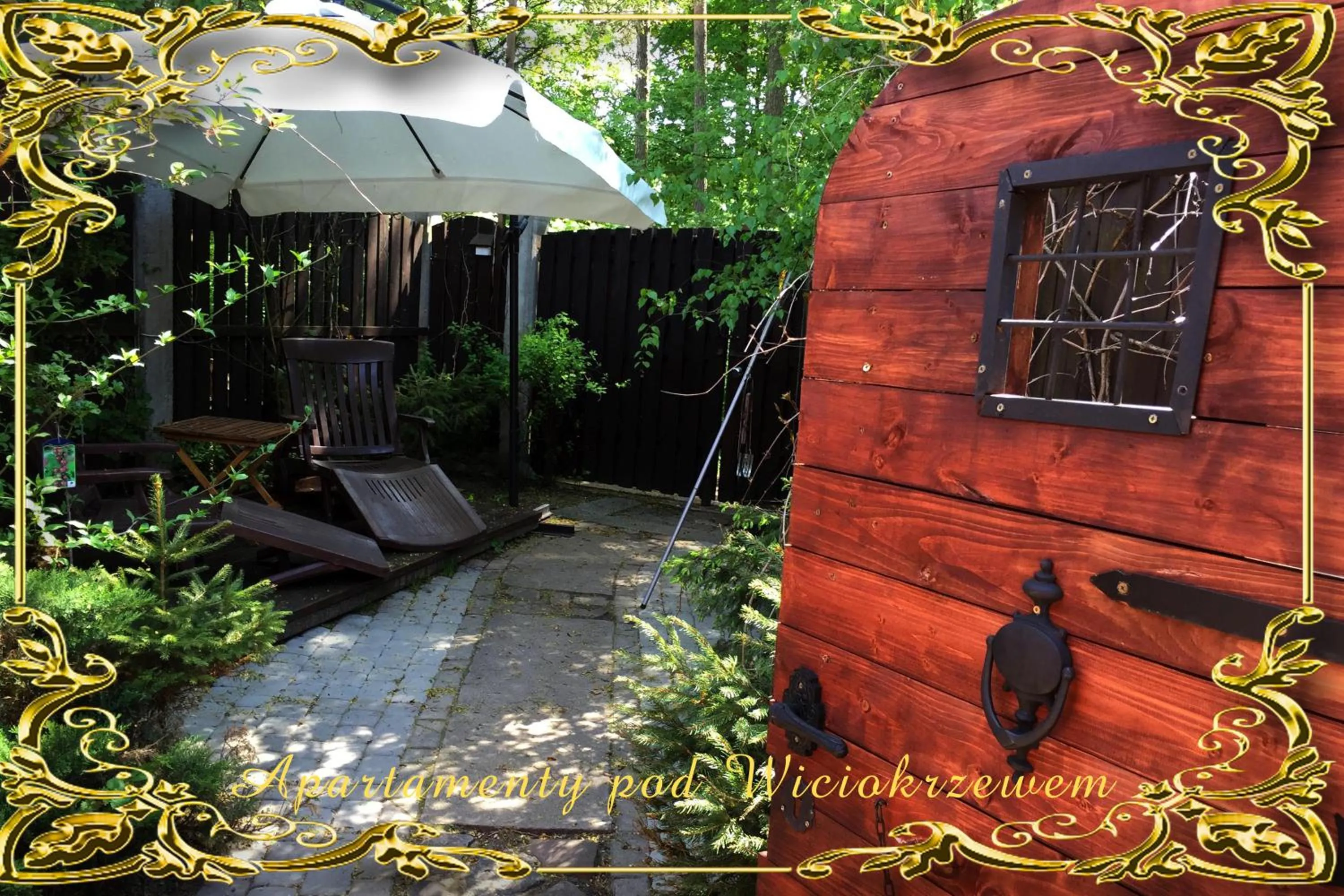 Garden in Apartamenty pod Wiciokrzewem