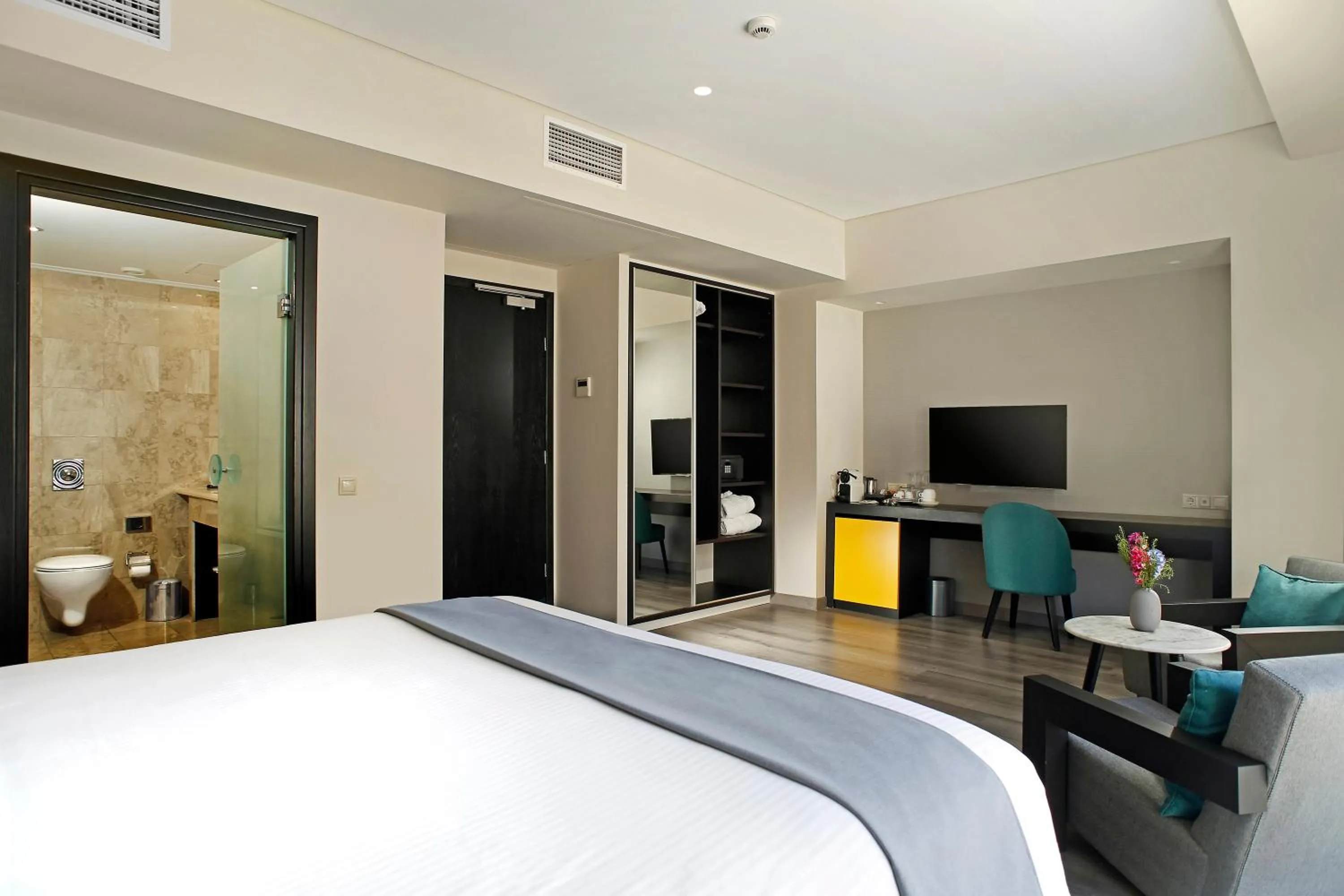 Bed in Hotel Lozenge