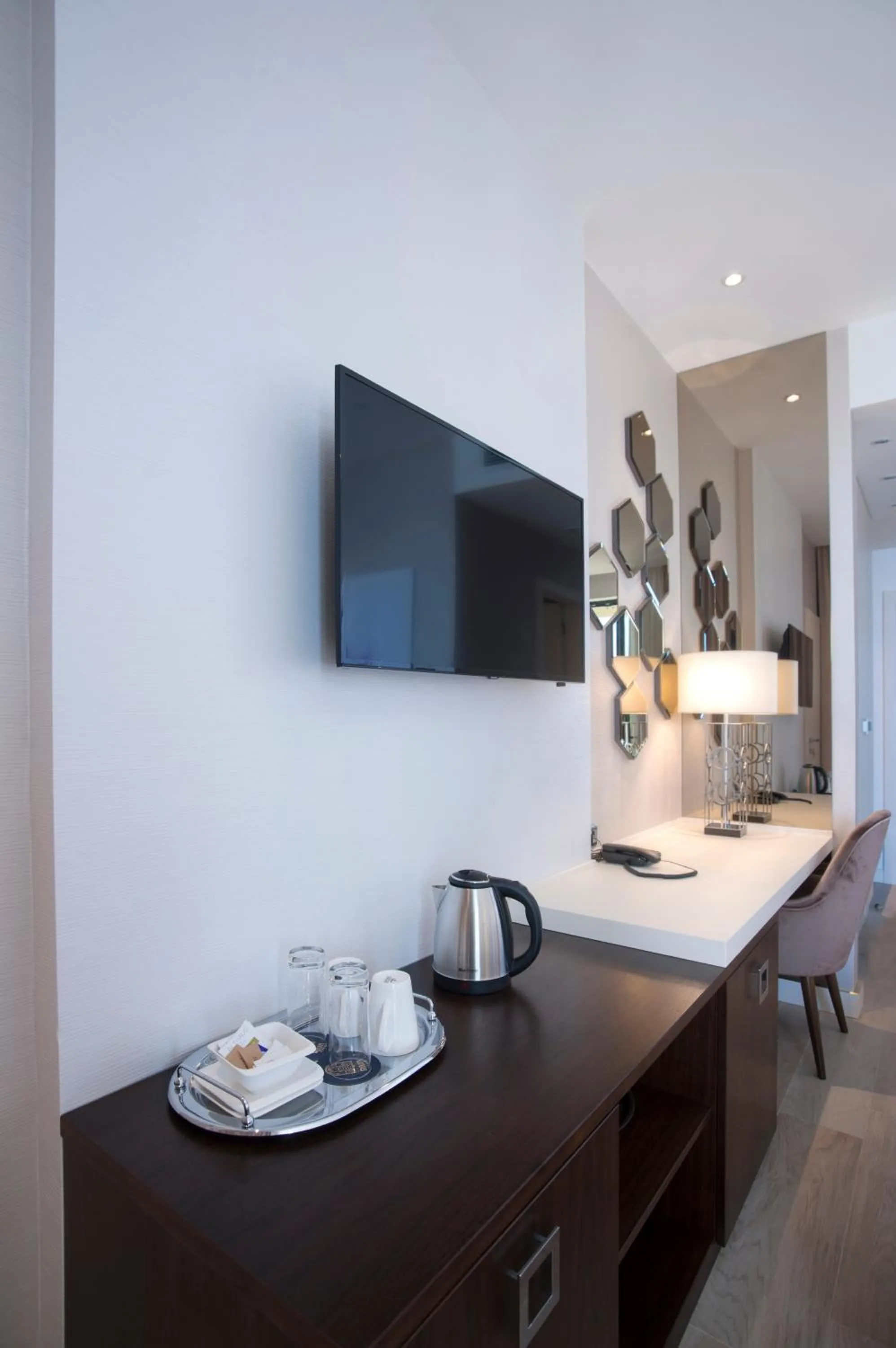 Bedroom in Hotel Riva by Aycon