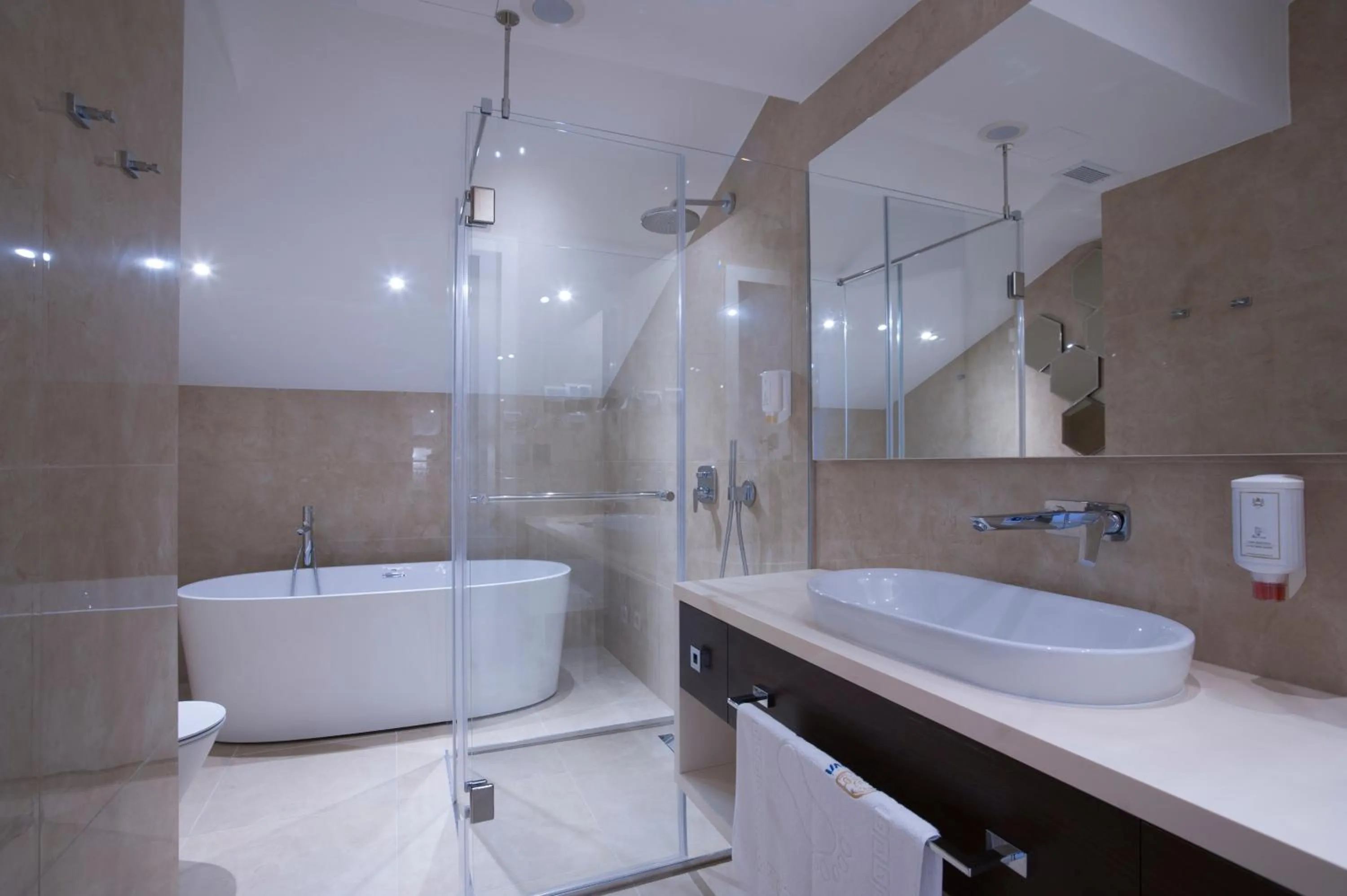 Bathroom in Hotel Riva by Aycon