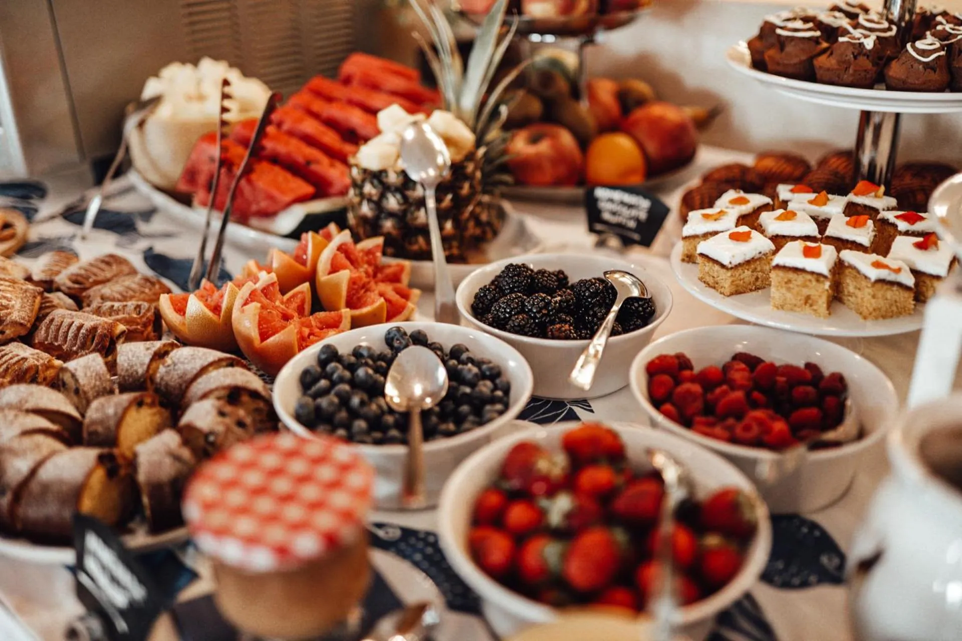 Breakfast in Hotel Riva by Aycon