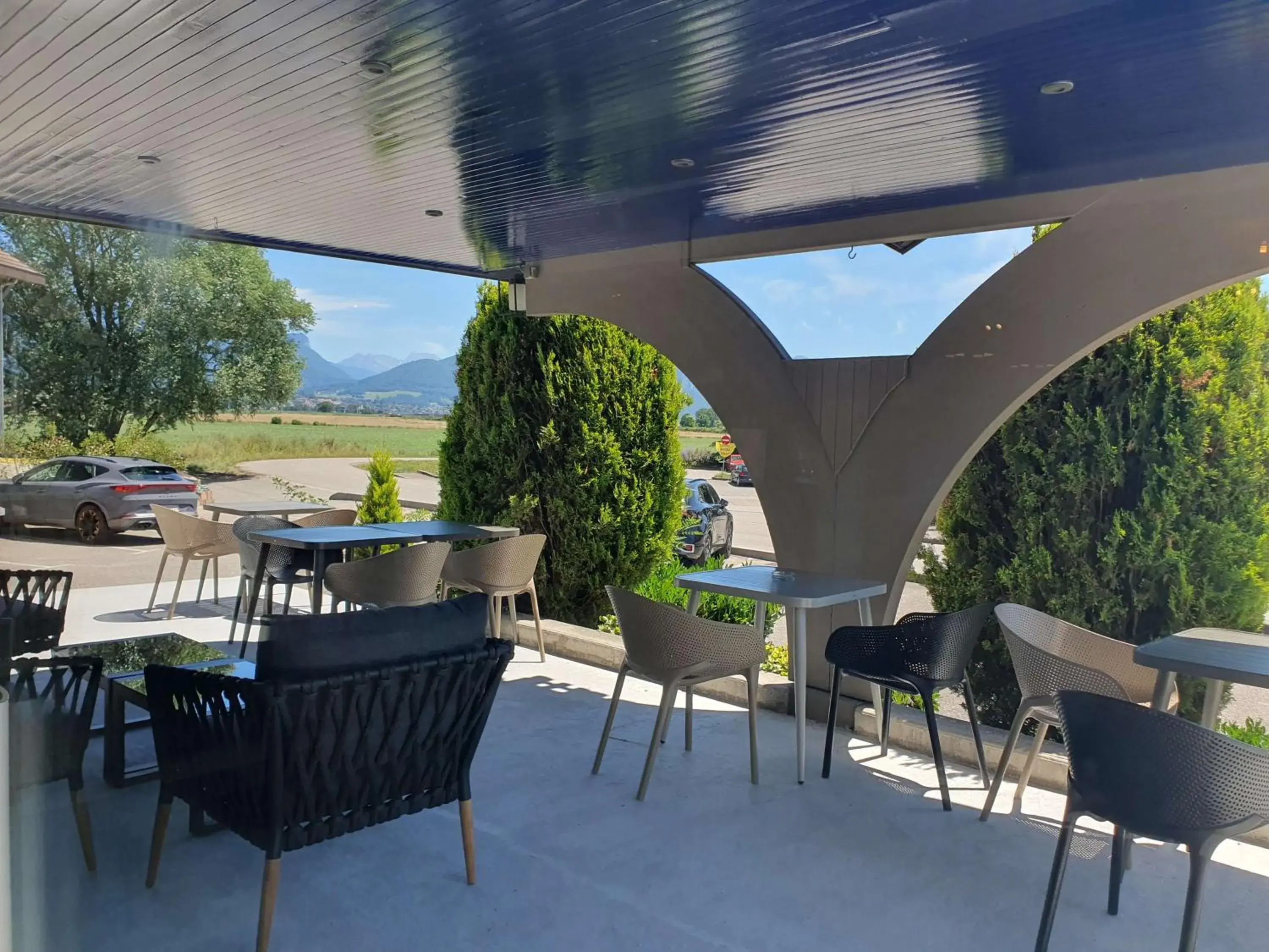 Property building in Best Western Kobalt Annecy Nord - Epagny Property building in Best Western Kobalt Annecy Nord - Epagny