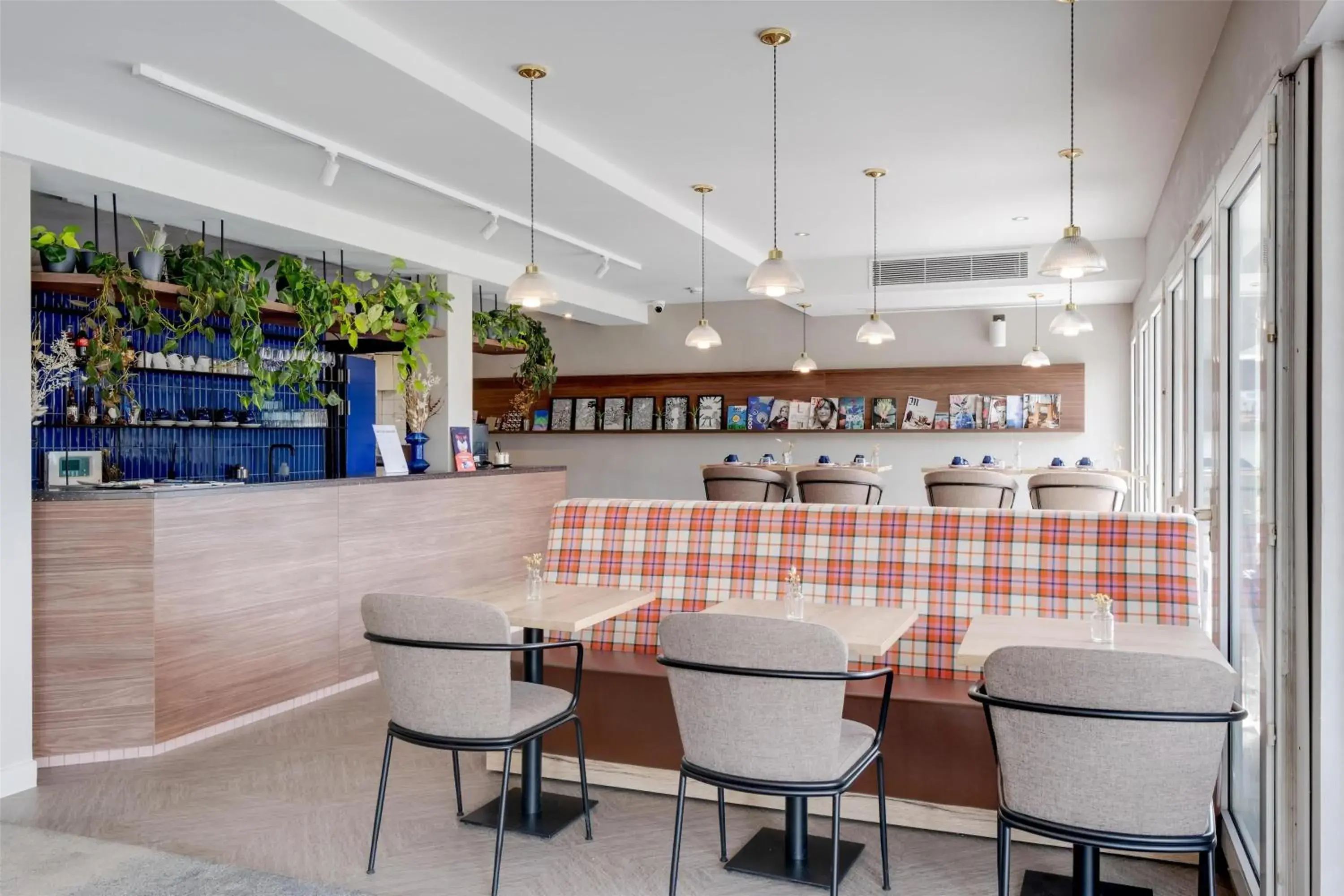 Lobby or reception in Best Western Kobalt Annecy Nord - Epagny Lobby or reception in Best Western Kobalt Annecy Nord - Epagny