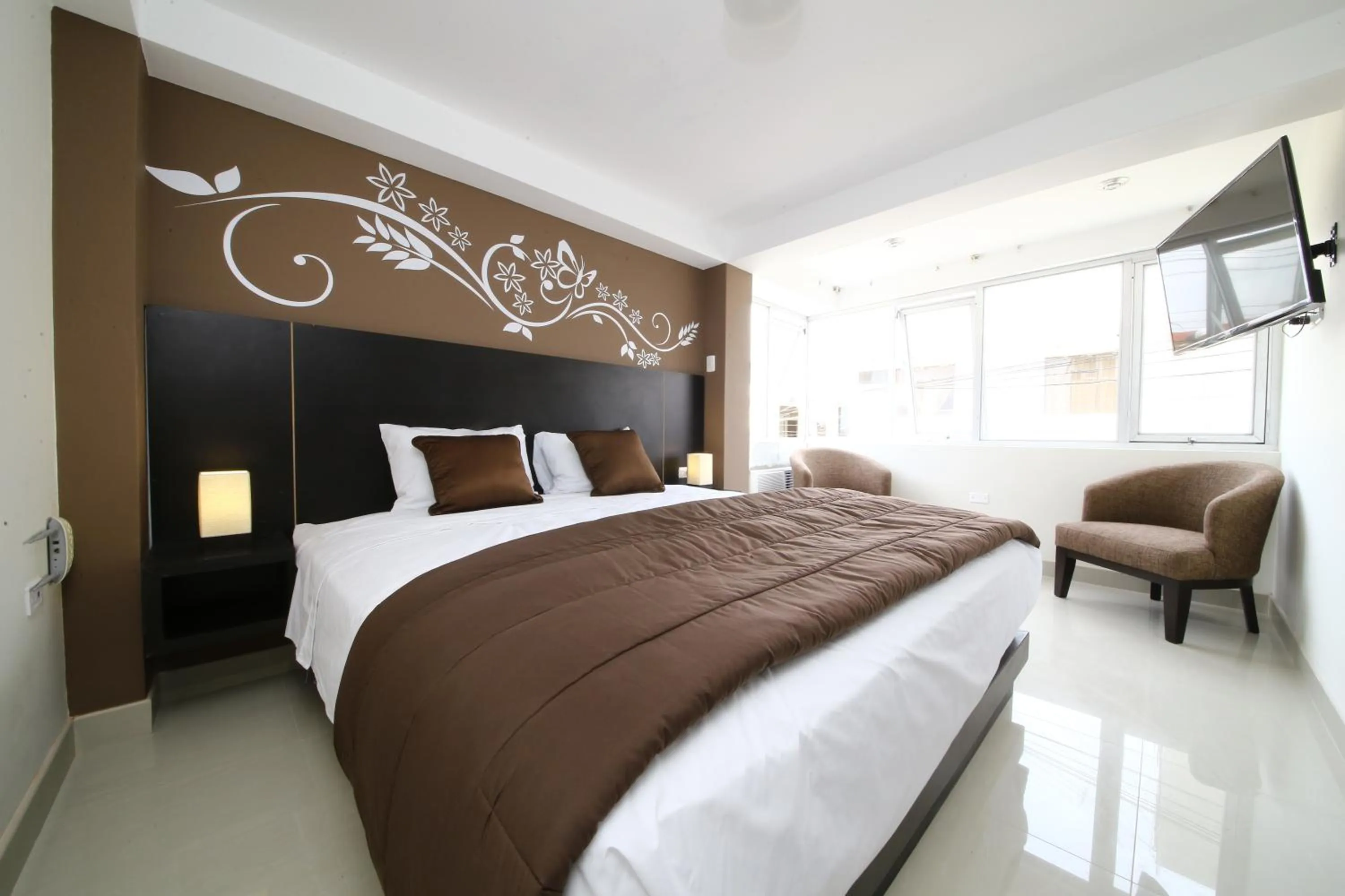 TV and multimedia, Bed in Hotel Solec