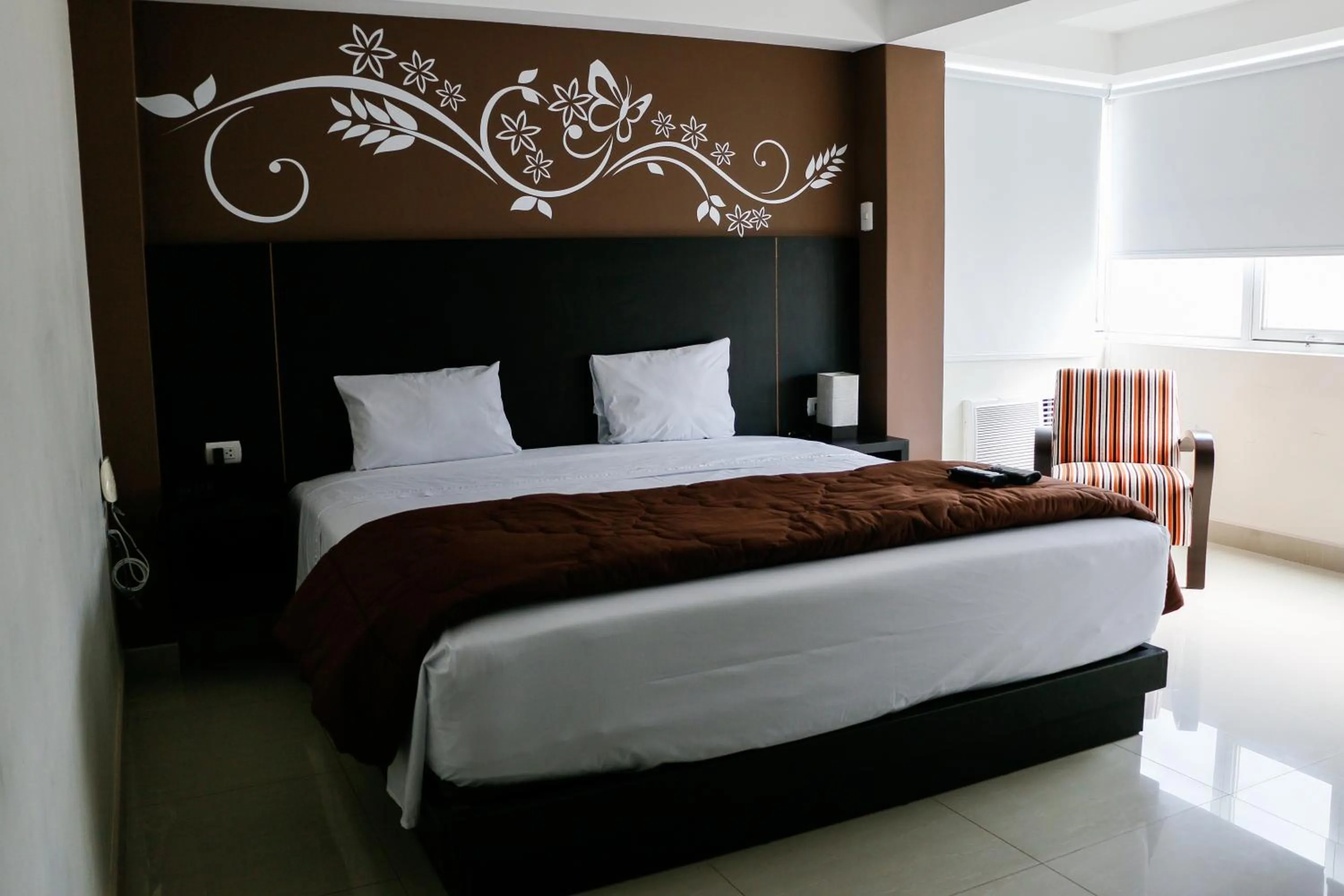 Breakfast, Bed in Hotel Solec