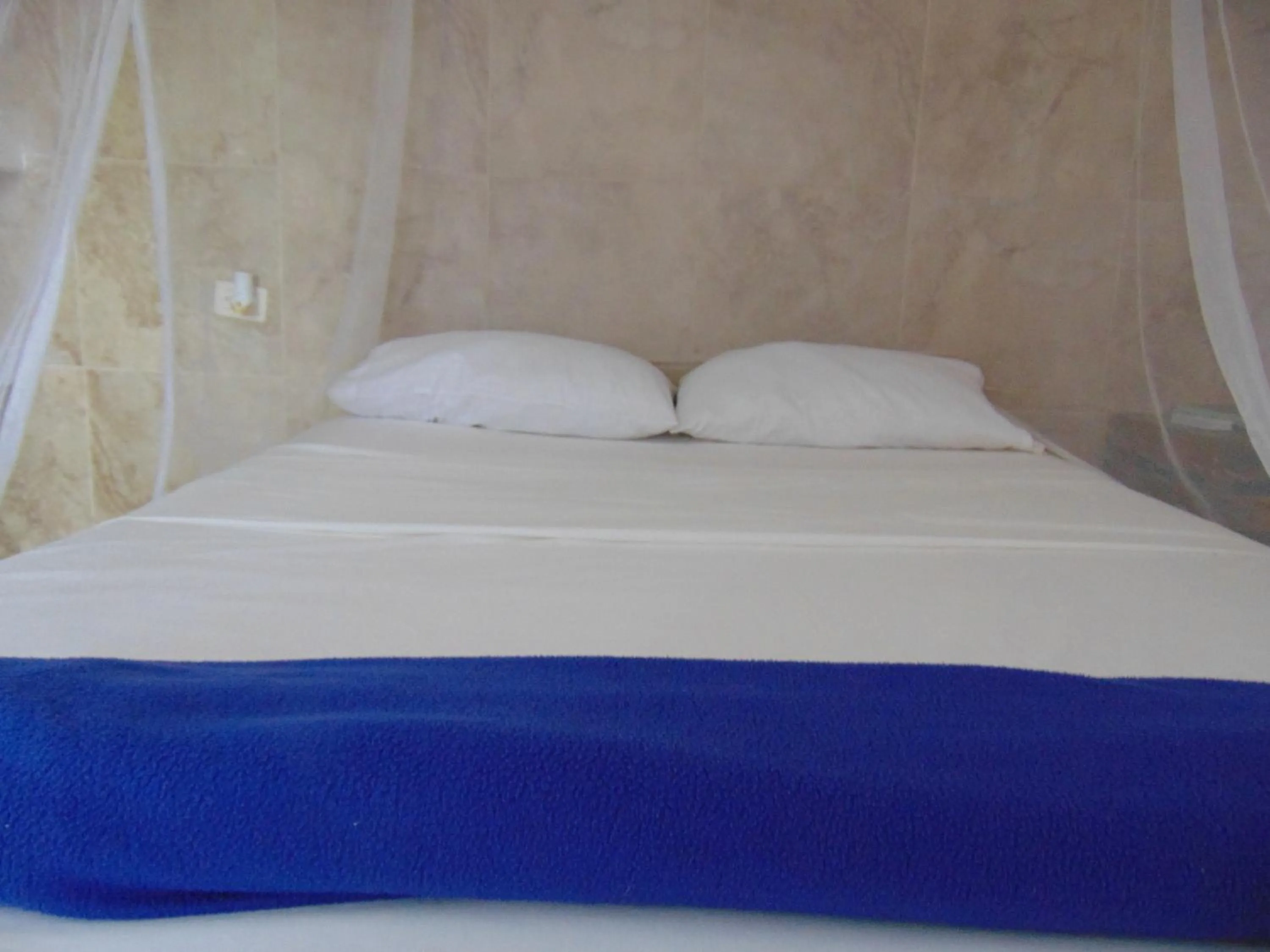 Comfort Triple Room with Shower in Dunarinka
