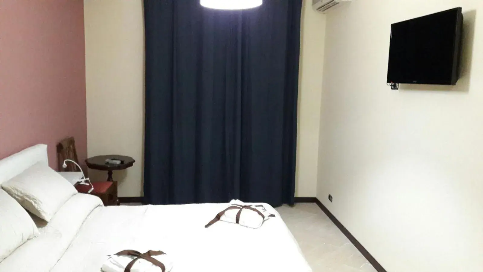 Double Room - single occupancy in Il Centro Short Lets Double Room - single occupancy in Il Centro Short Lets