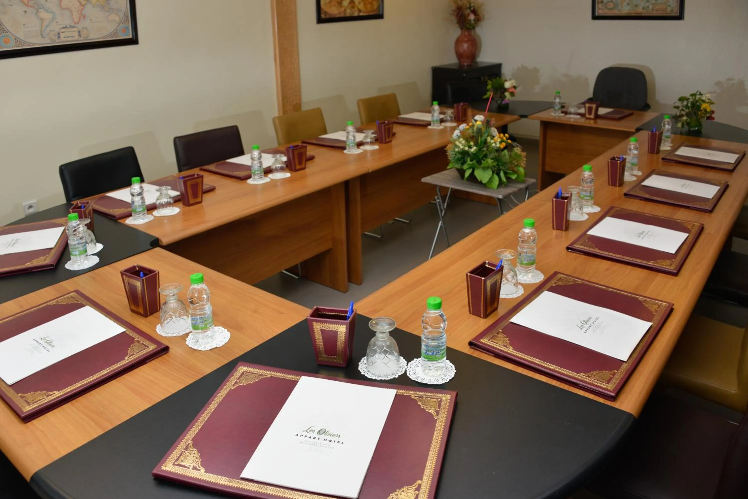Meeting/conference room in Aparthotel Les Oliviers Suites & Spa