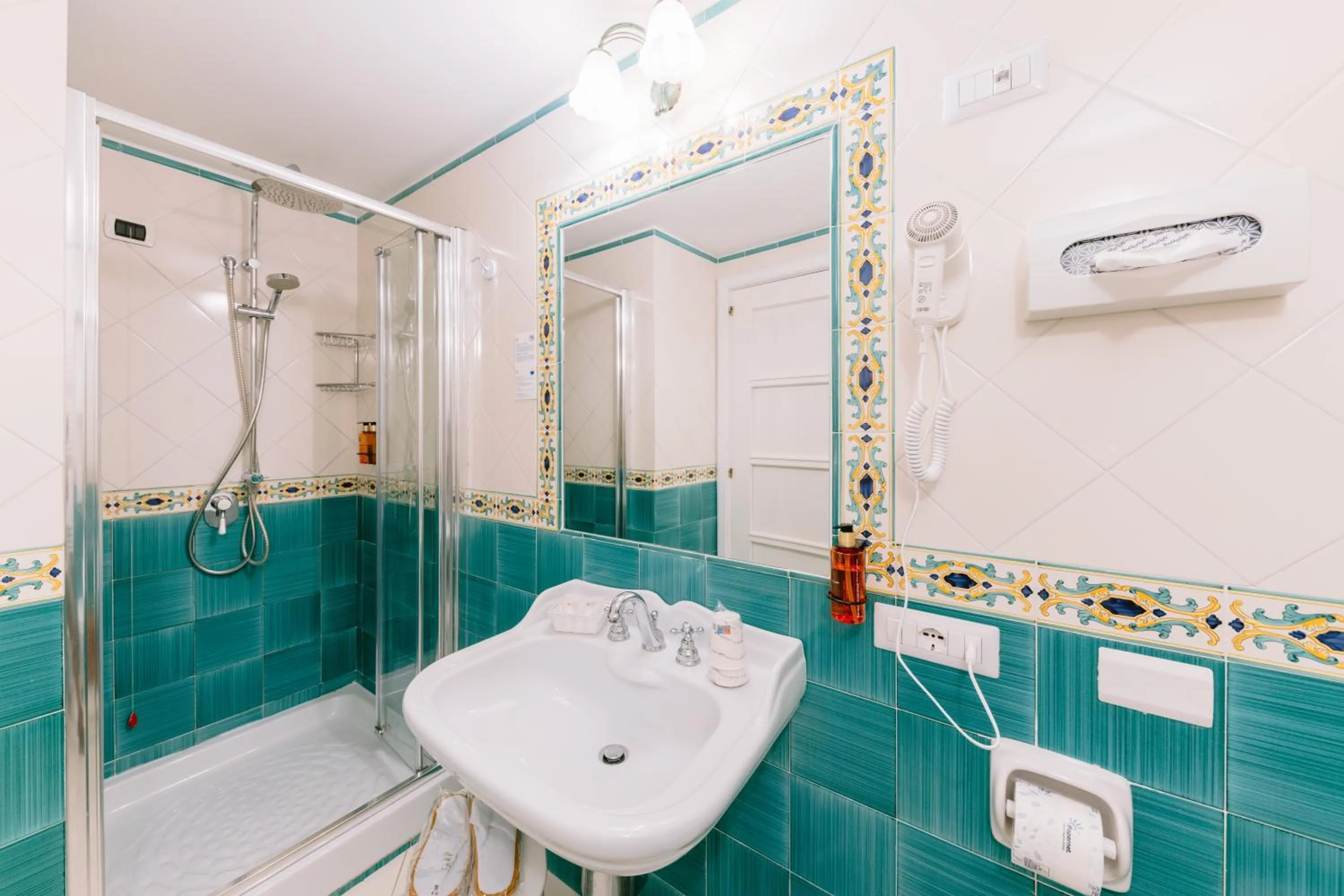 Bathroom in Hotel Giordano